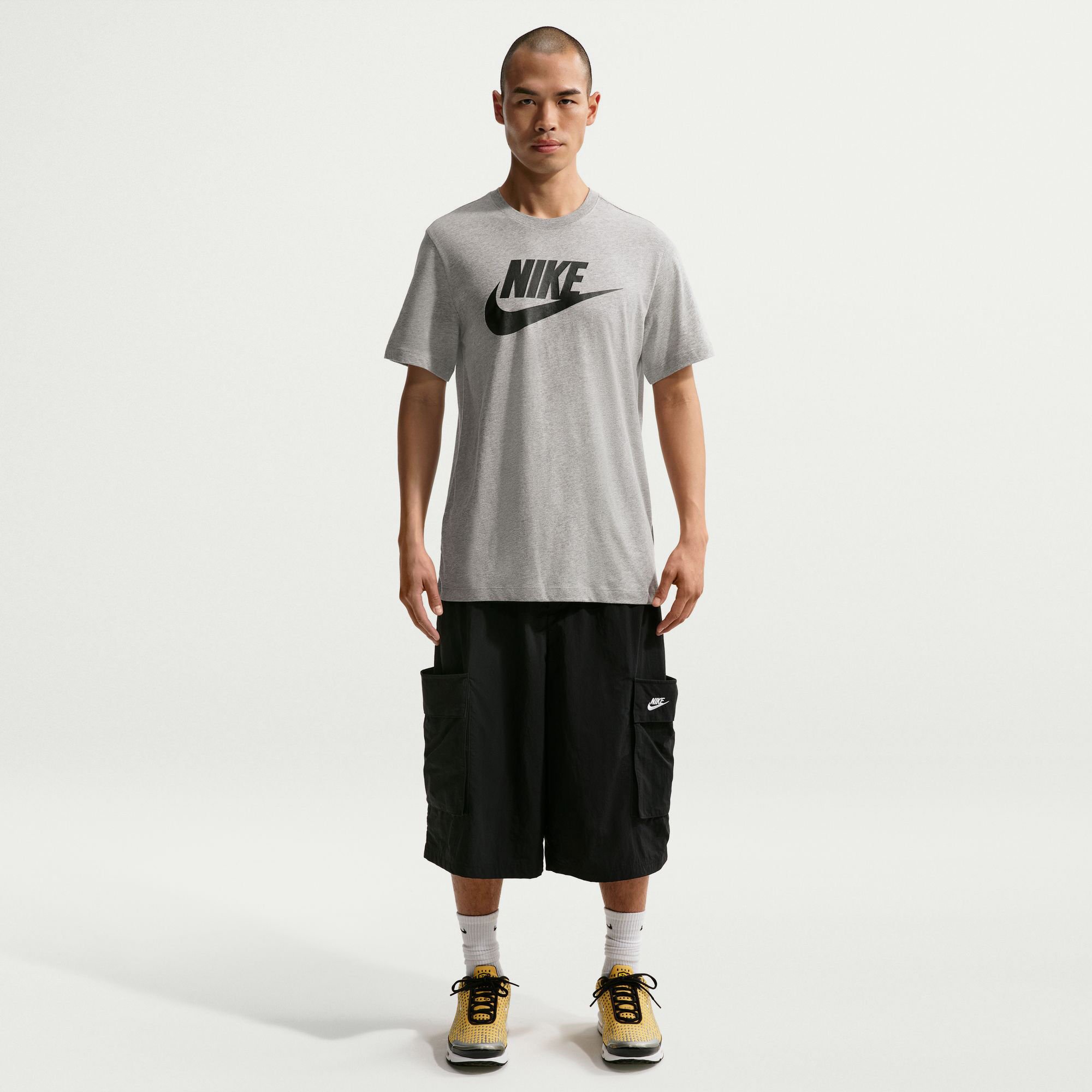 Nike Sportswear image number 0