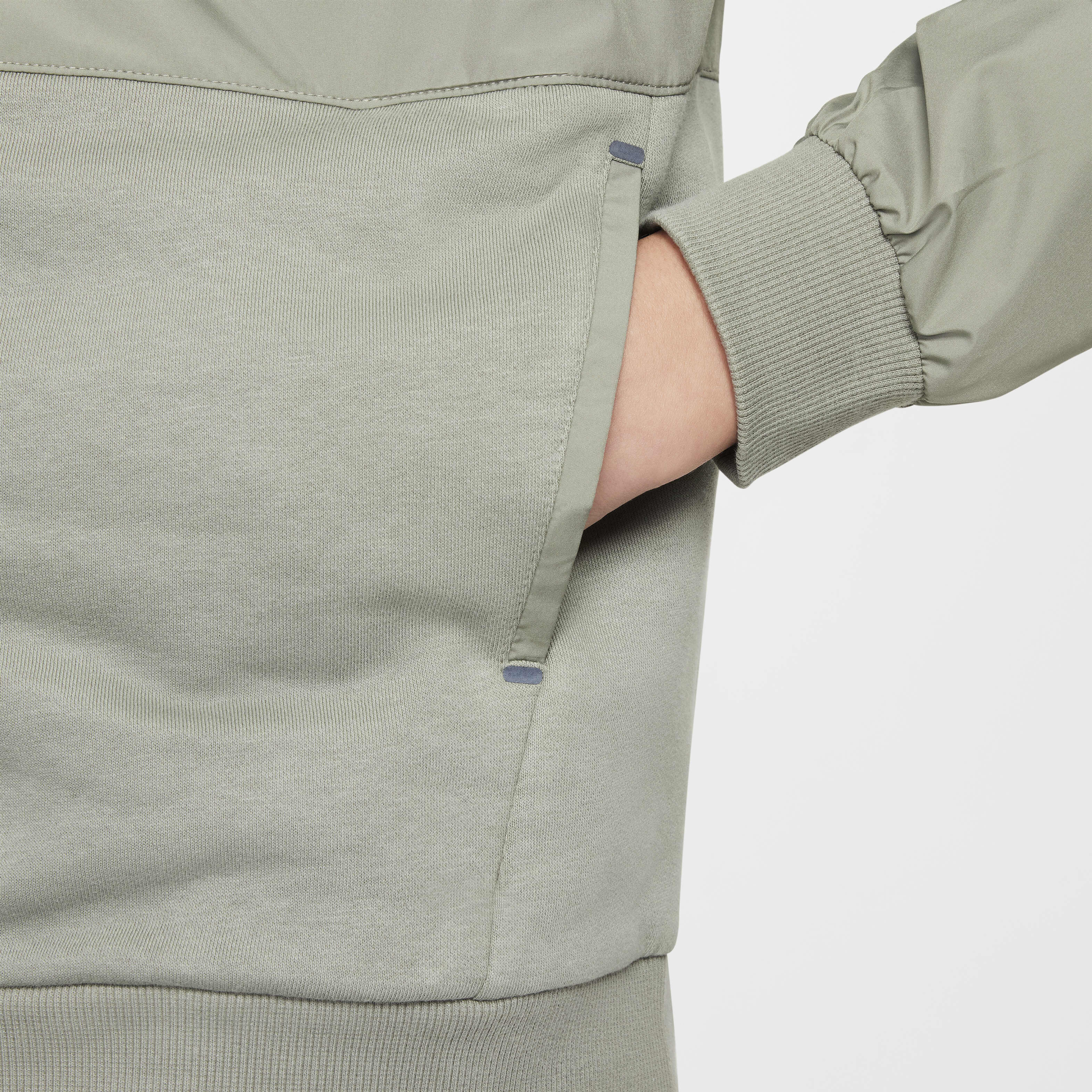 نايكي سبورتسوير سيتي يوتيليتي ايزي أون image number 4