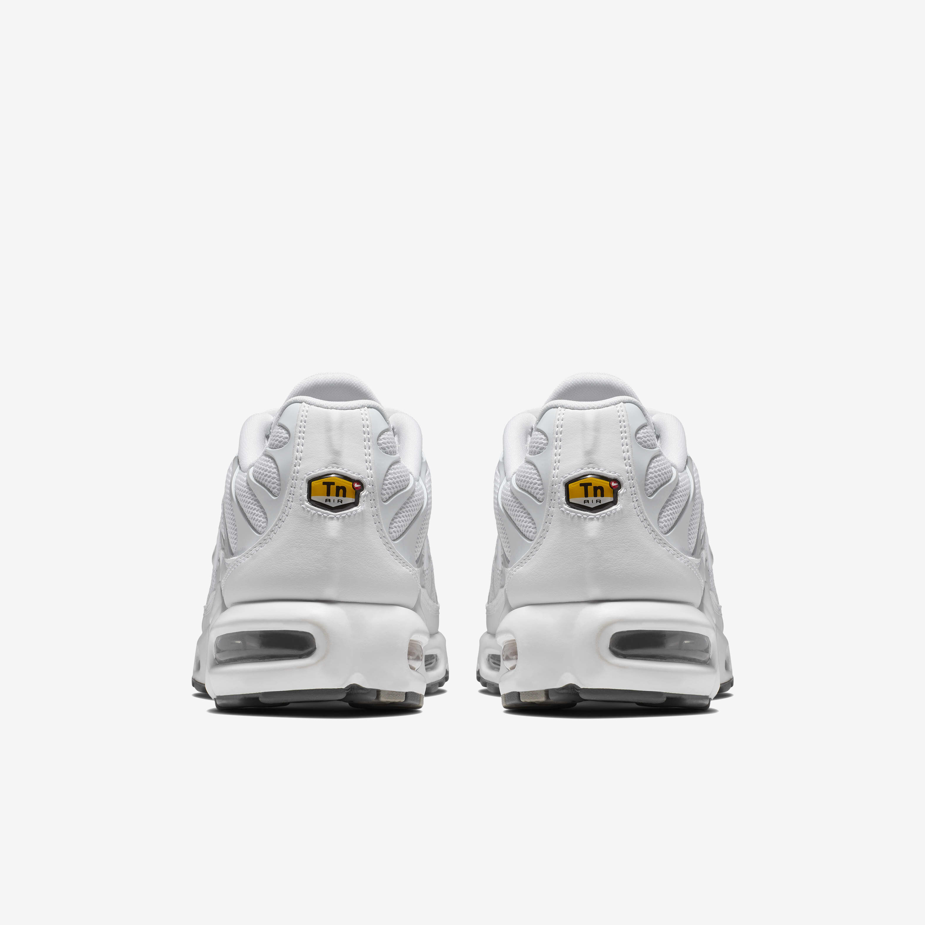 Buy Nike Air Max Plus Men s Shoes Nike Saudi Official