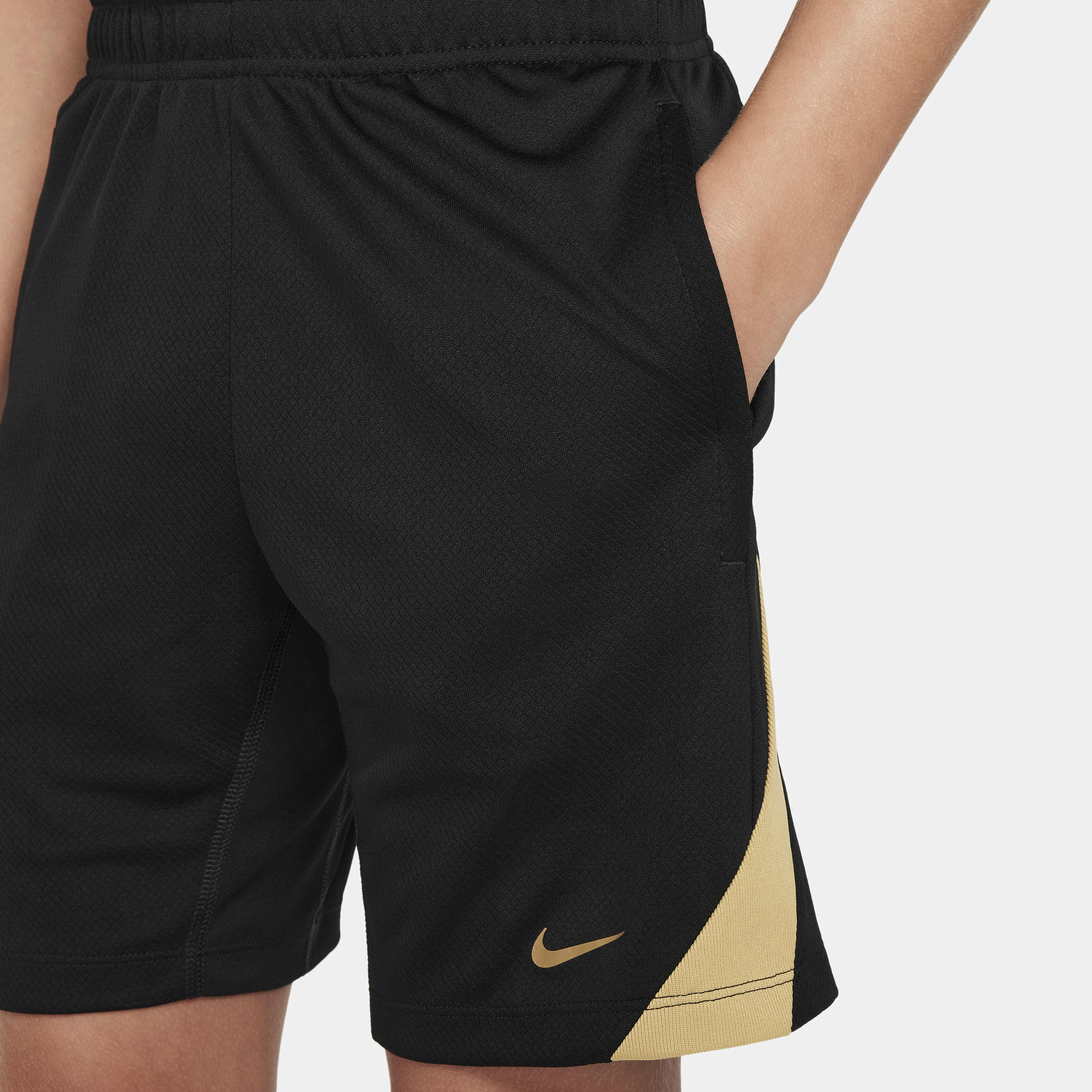Nike Dri-FIT Strike image number 4