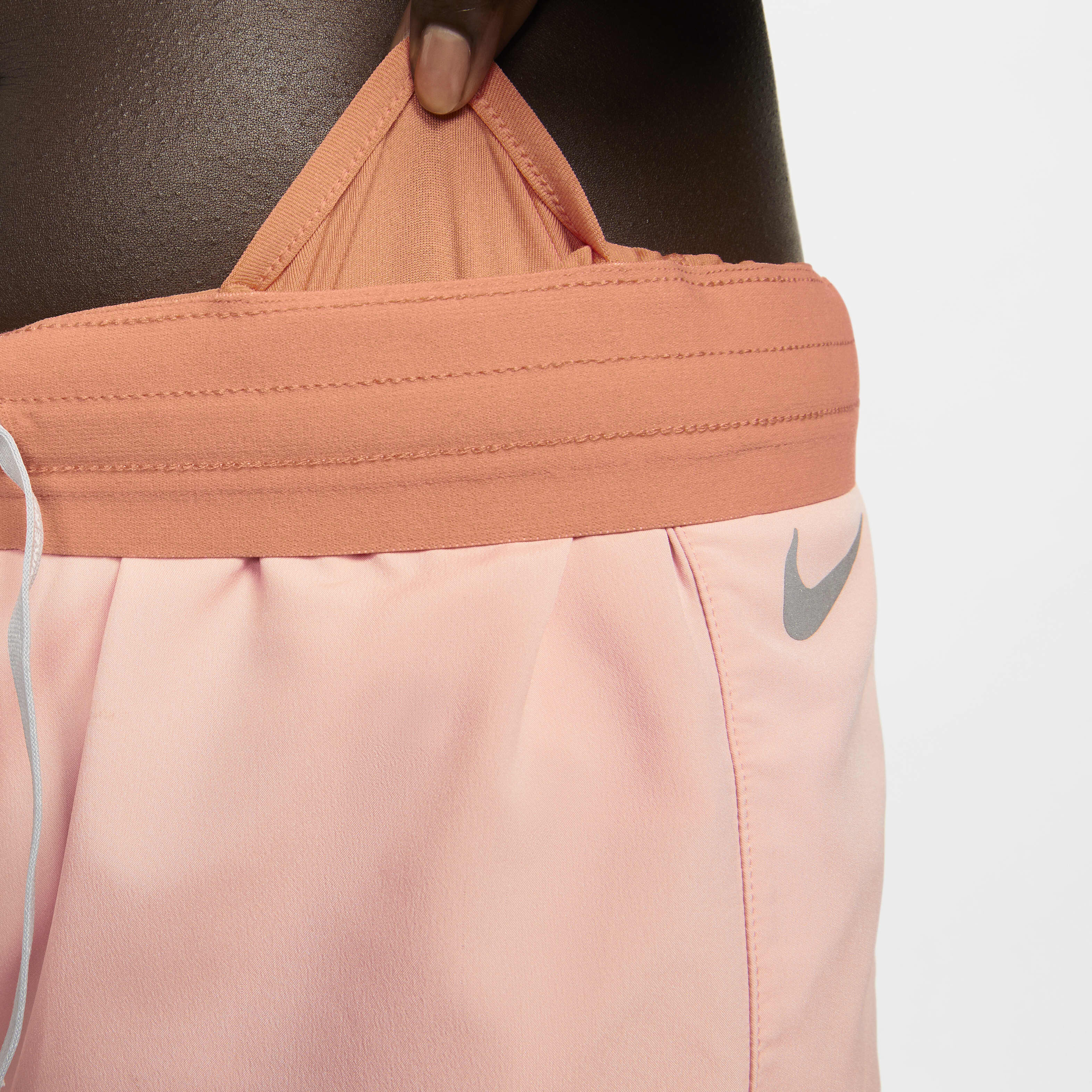 نايكي تمبو لوكس image number 5