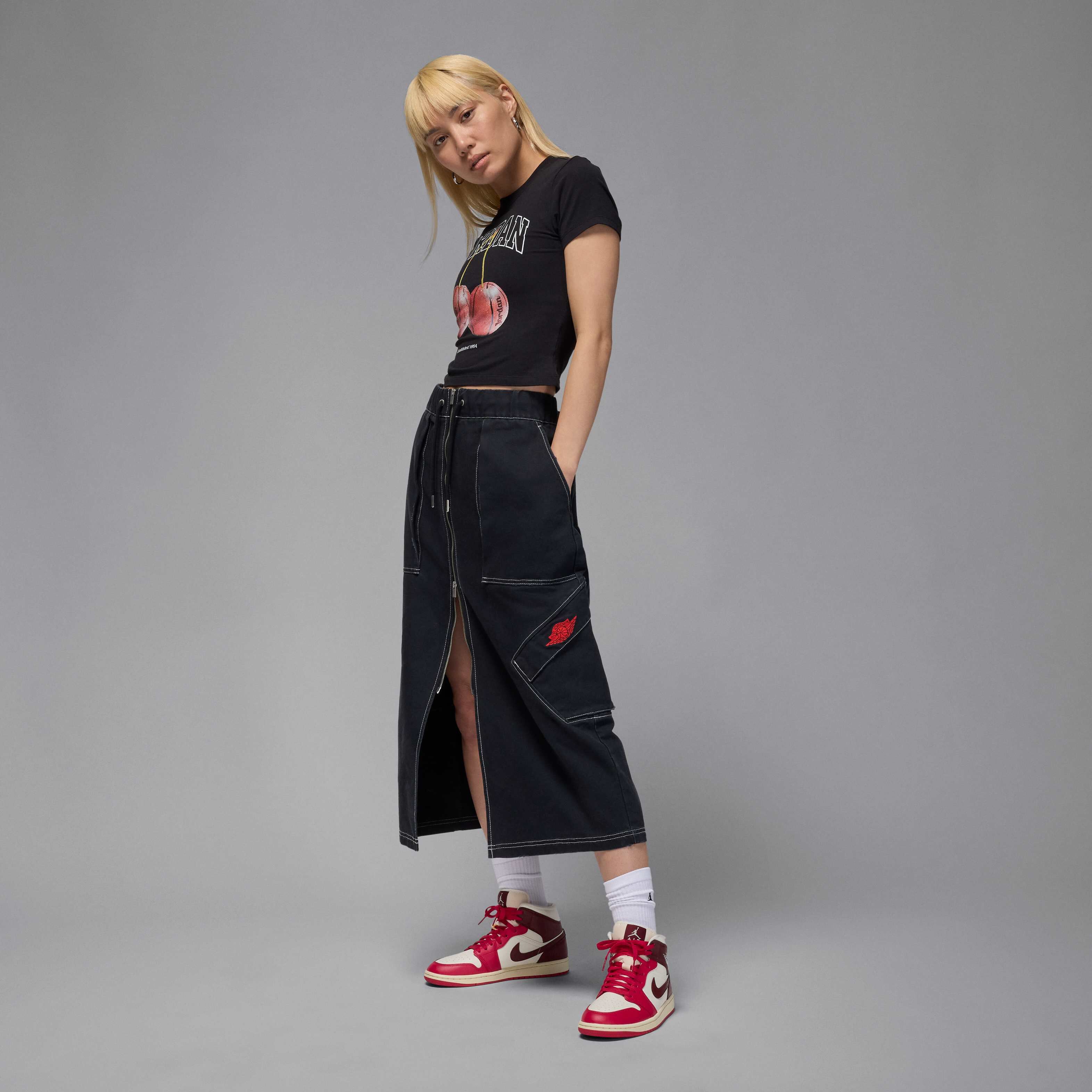 Air Jordan 1 Mid image number 8