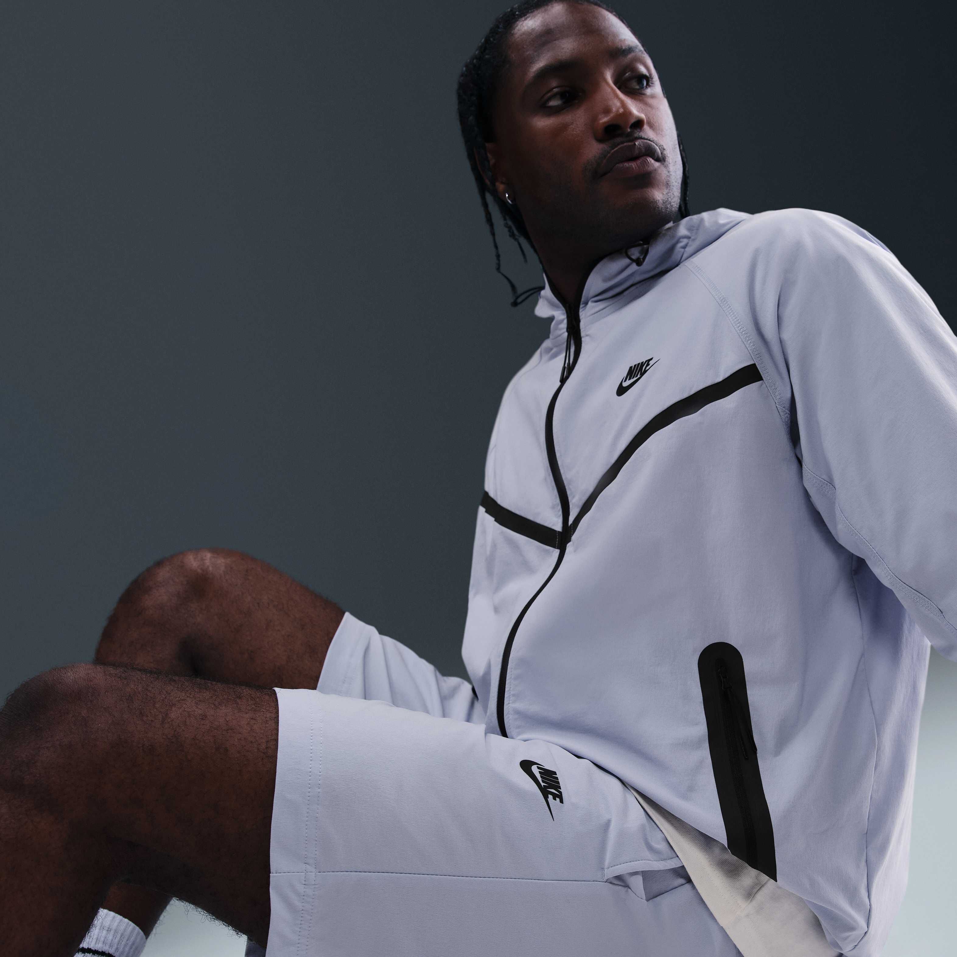 نايكي تك image number 4