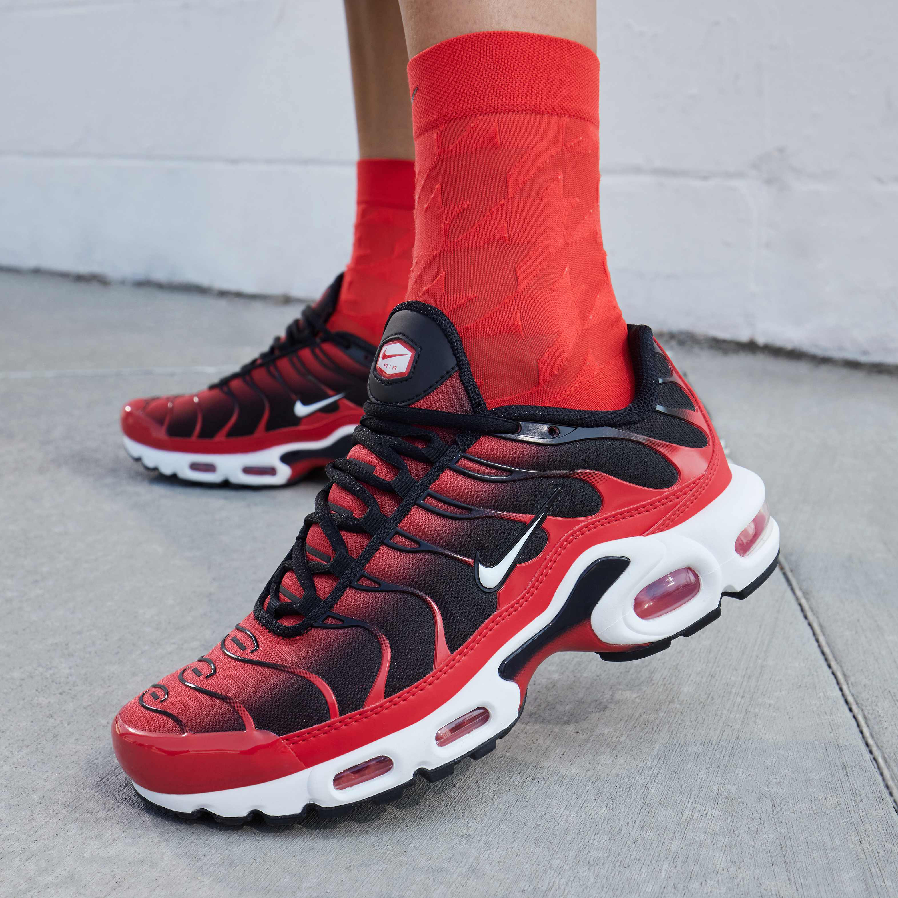 Nike Air Max Plus image number 10