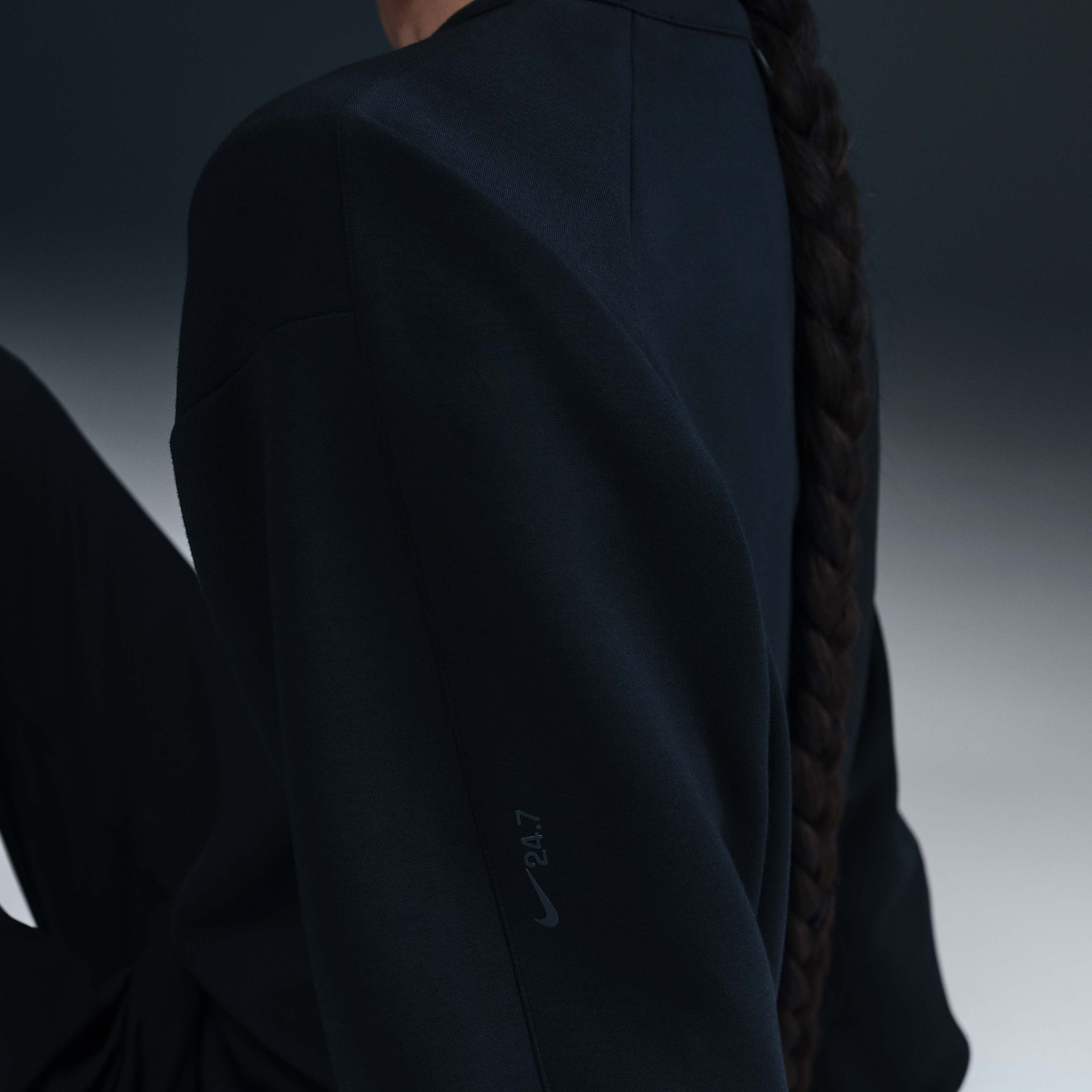 نايكي 24.7 امبوسبلي سوفت image number 5