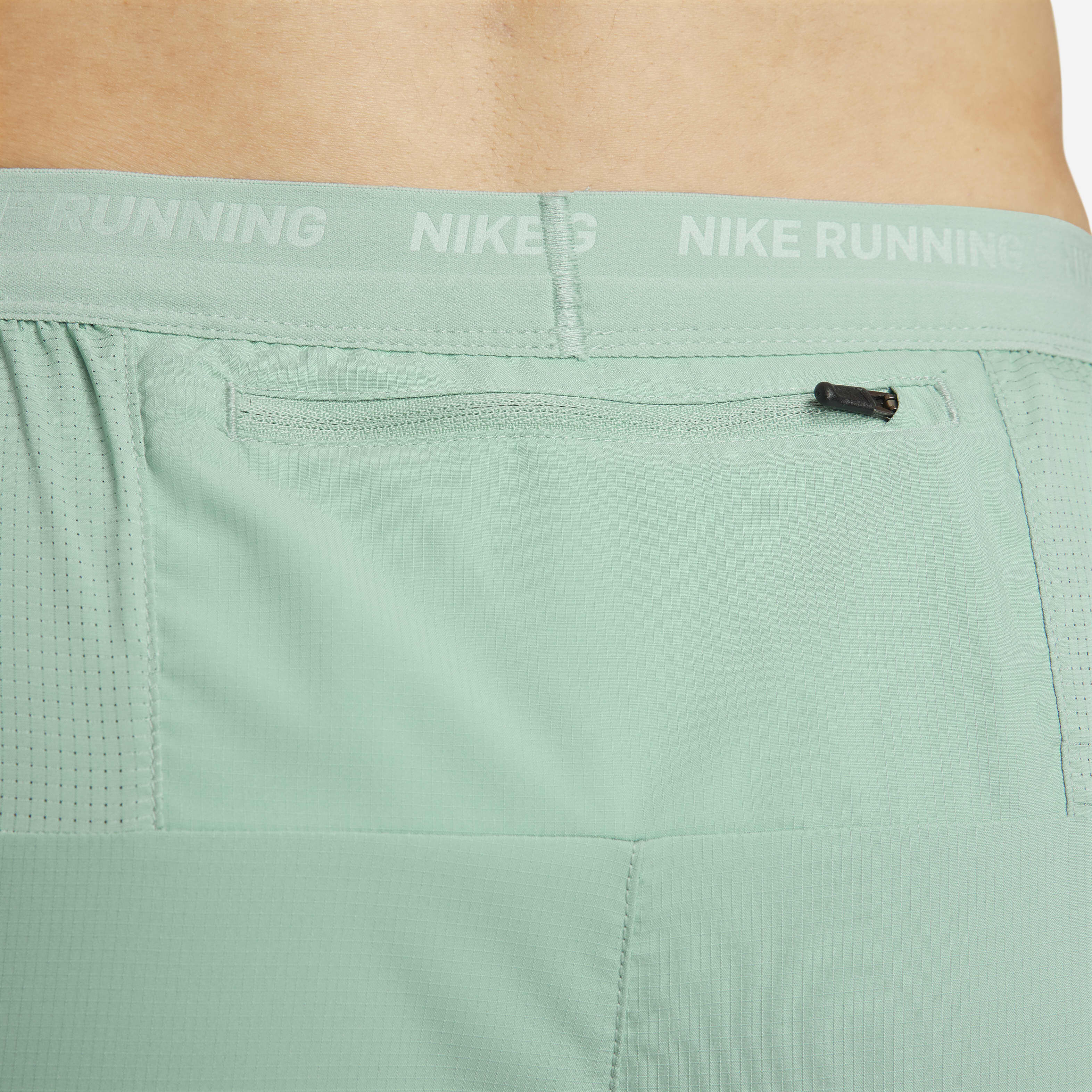 Nike Stride image number 4