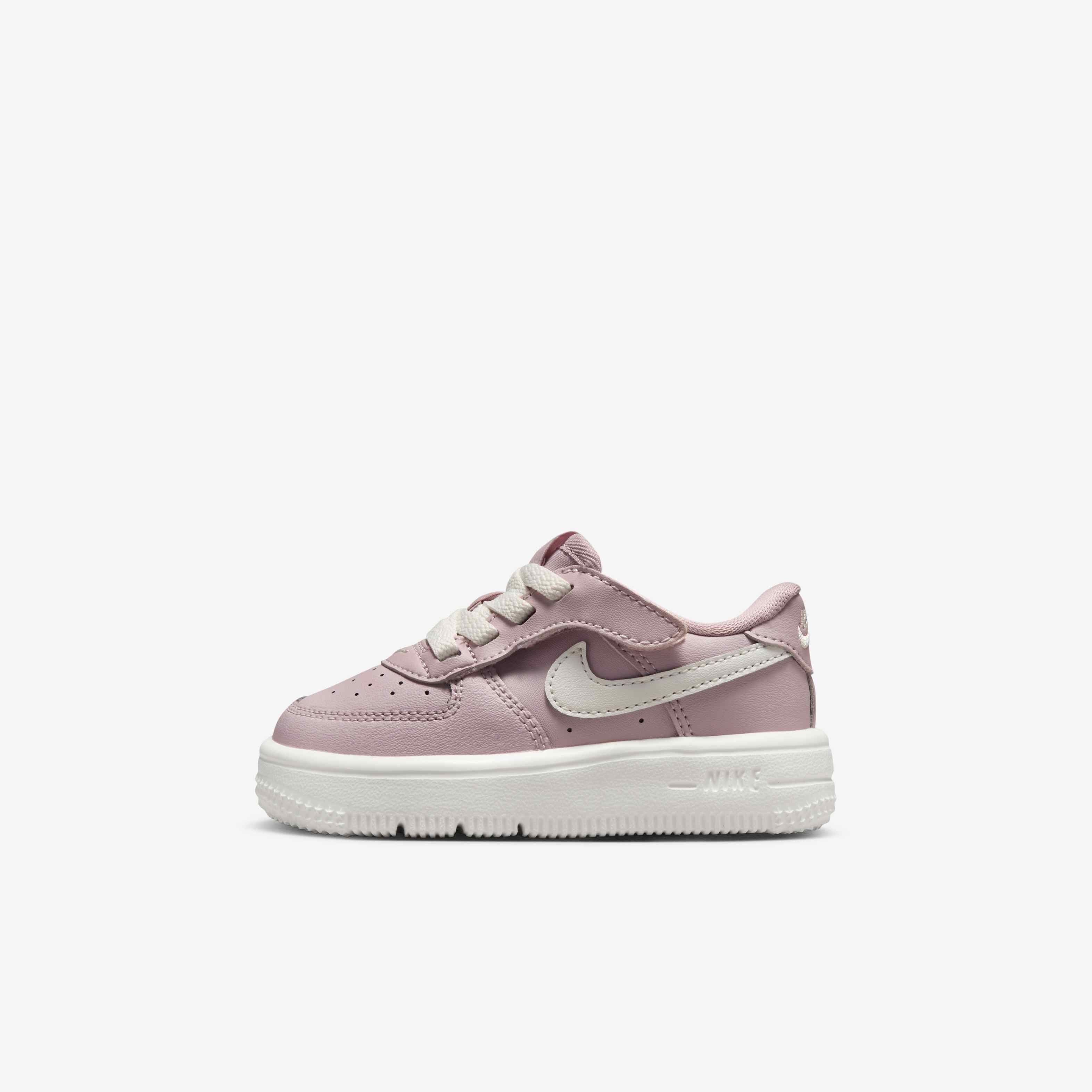 Nike Force 1 Low EasyOn image number 0