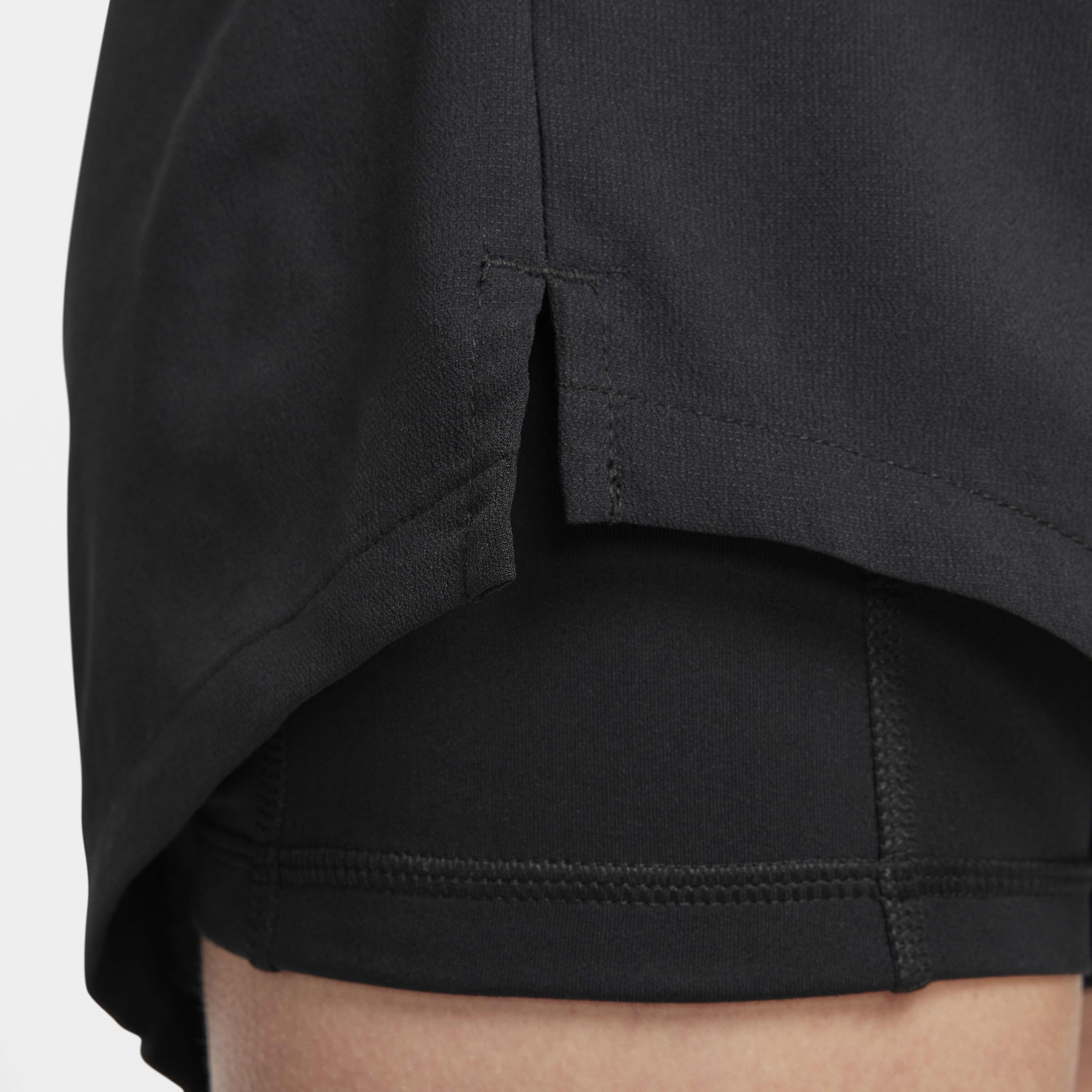 NikeCourt Advantage image number 5