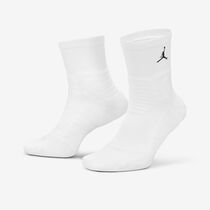 Jordan Ultimate Flight 2.0 Quarter