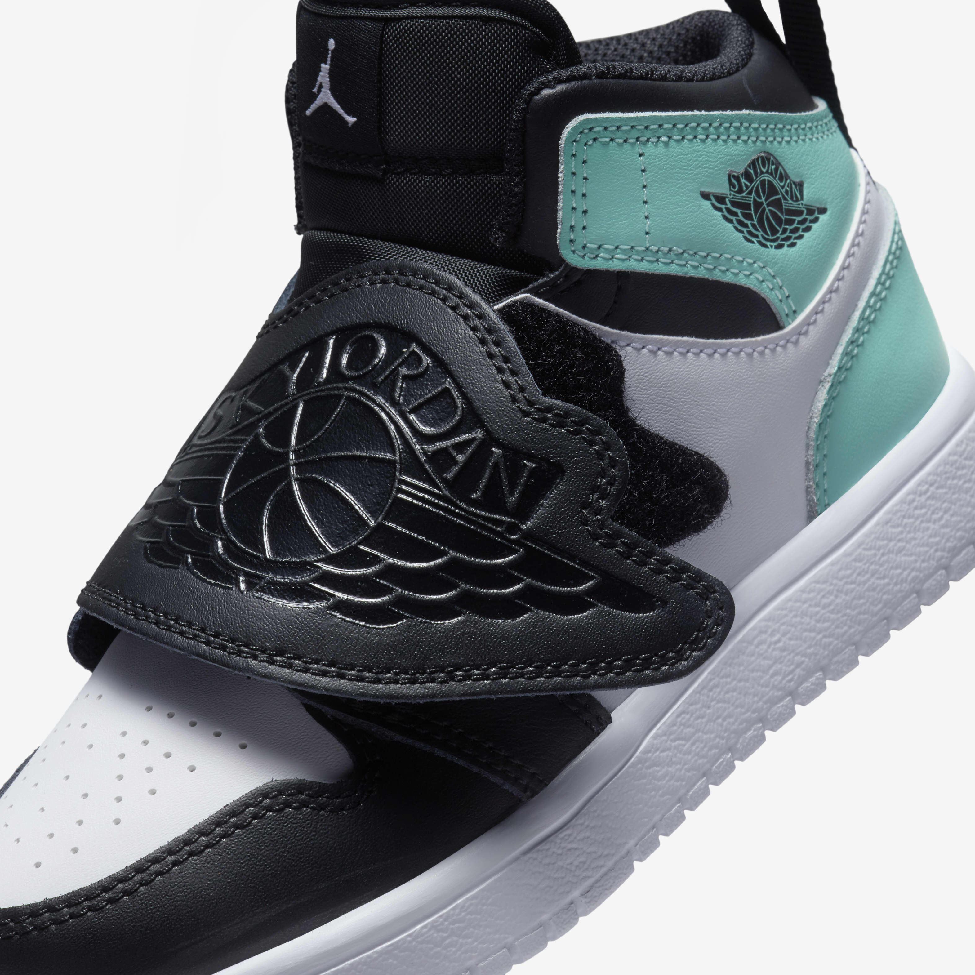 سكاي جوردن 1 image number 6