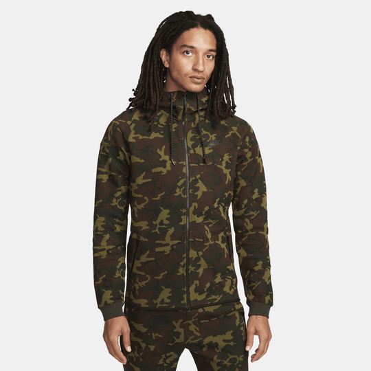 Nike sportswear camo clearance hoodie