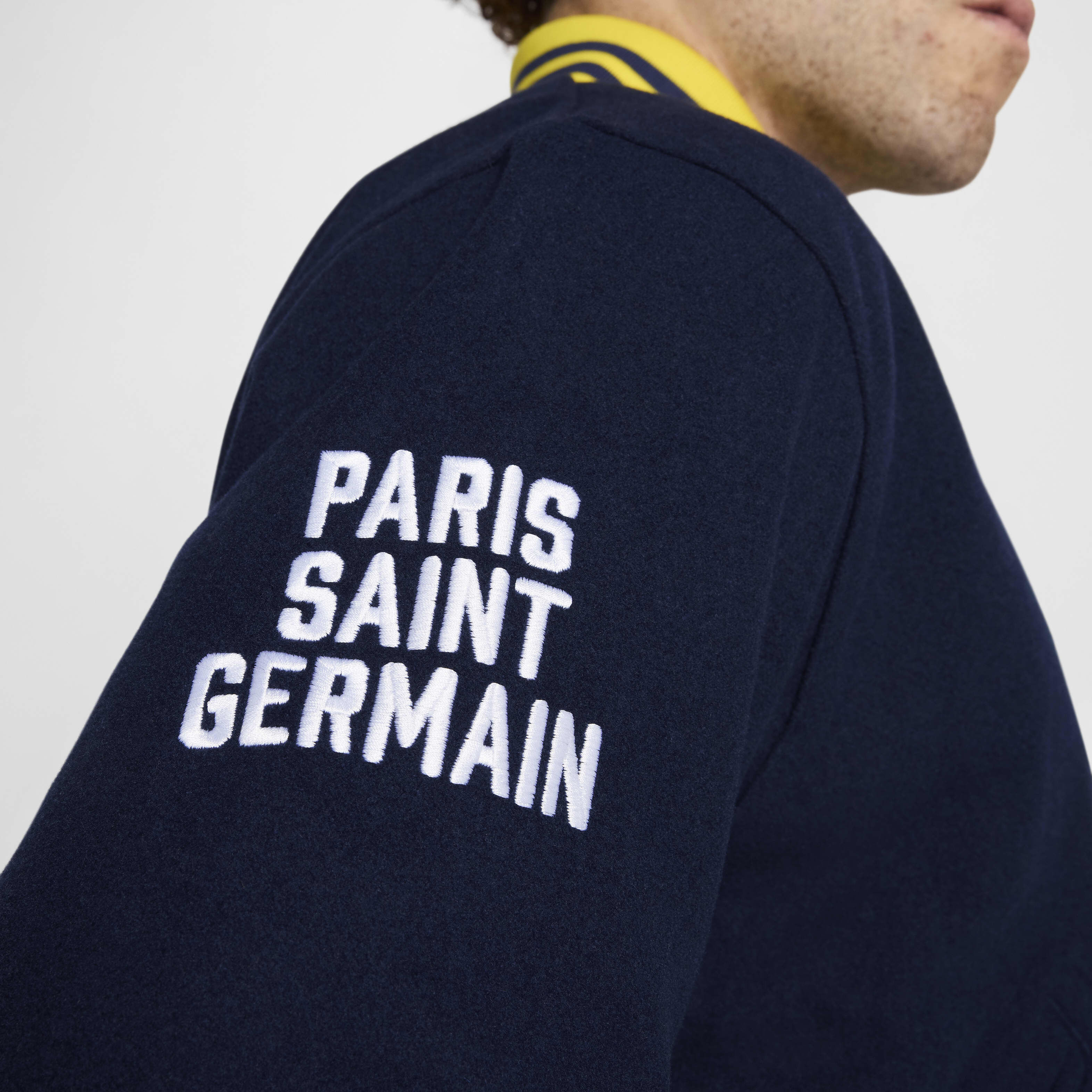 Paris Saint-Germain Authentics image number 6
