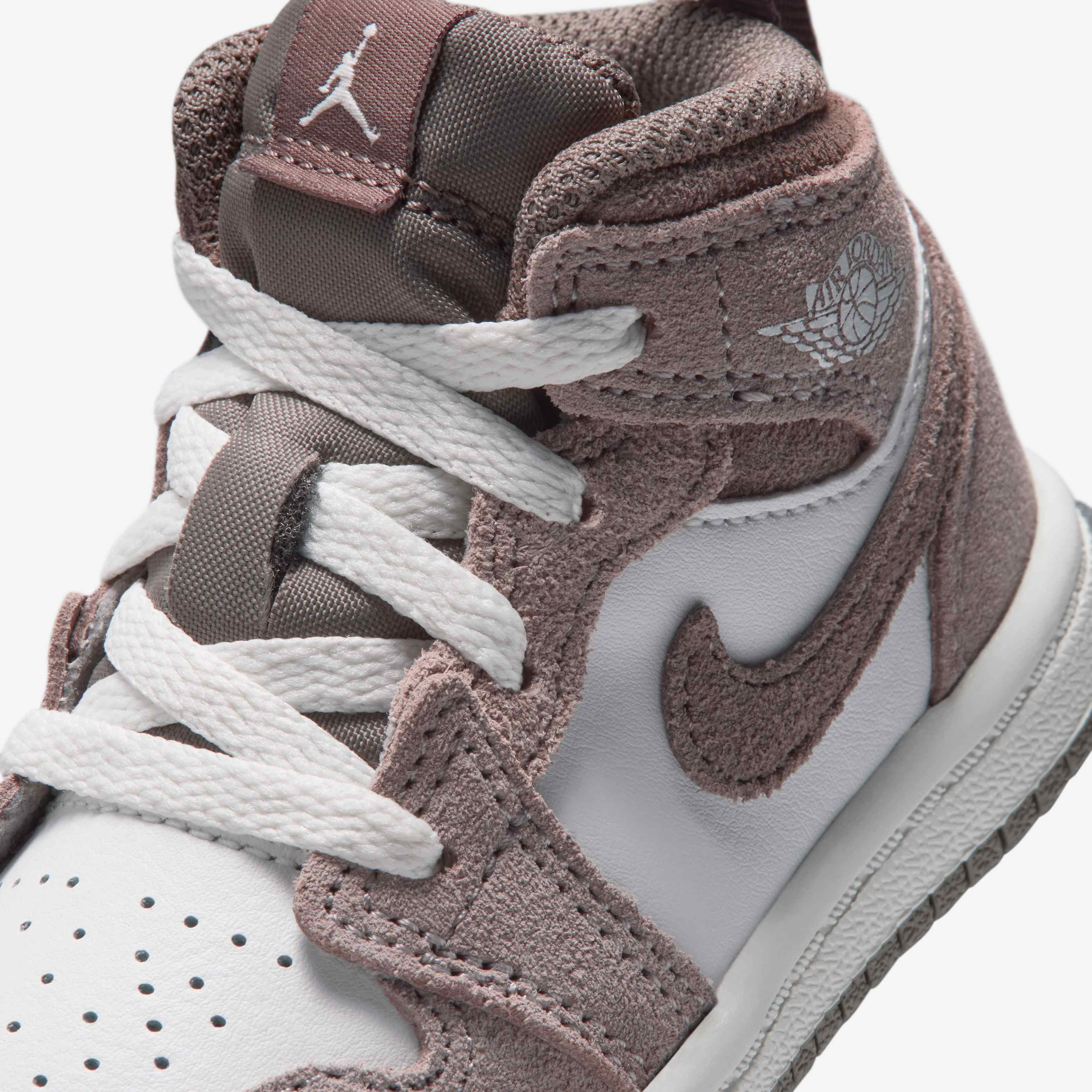 Jordan 1 Mid image number 6