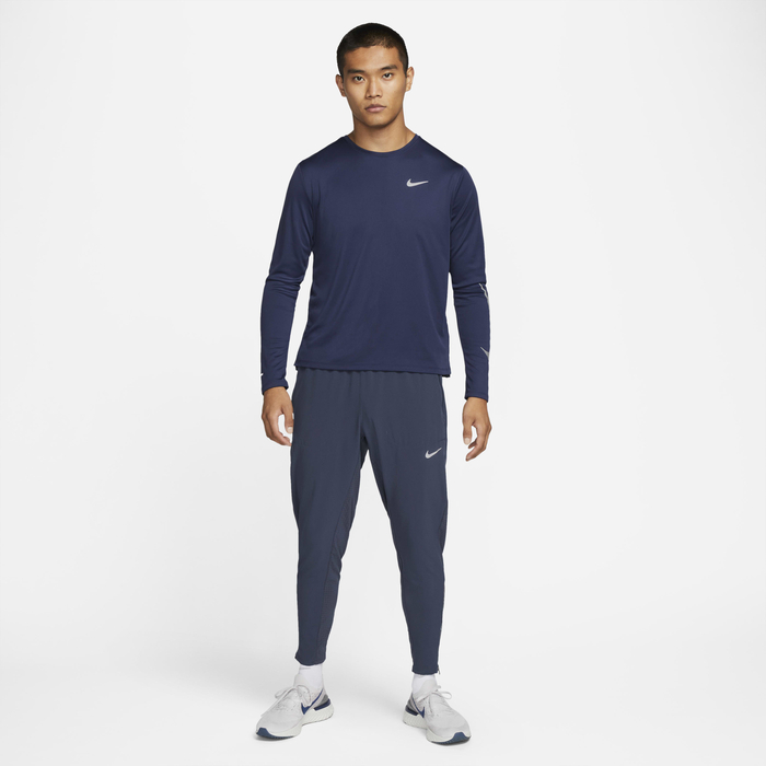Nike Dri-FIT Miler Run Division image number 3 Nike Dri-FIT Miler Run Division image number 3