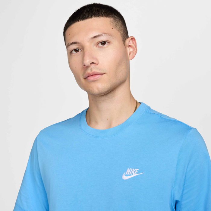 Nike Sportswear Club image number 2 Nike Sportswear Club image number 2