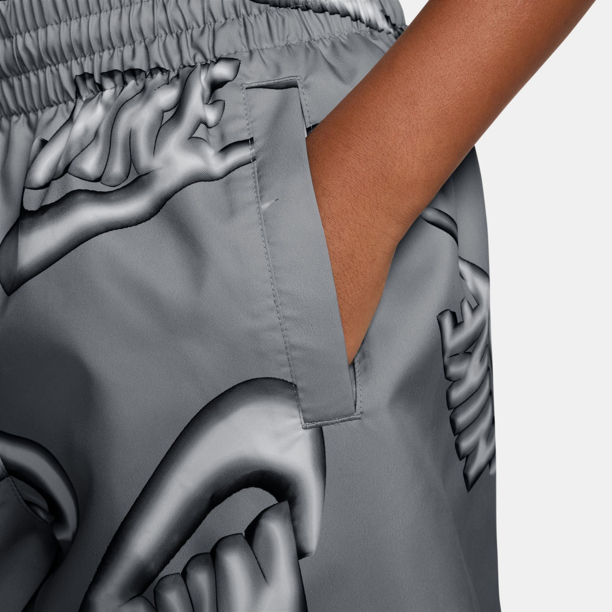 نايكي سبورتسوير كلوب ووفن image number 3