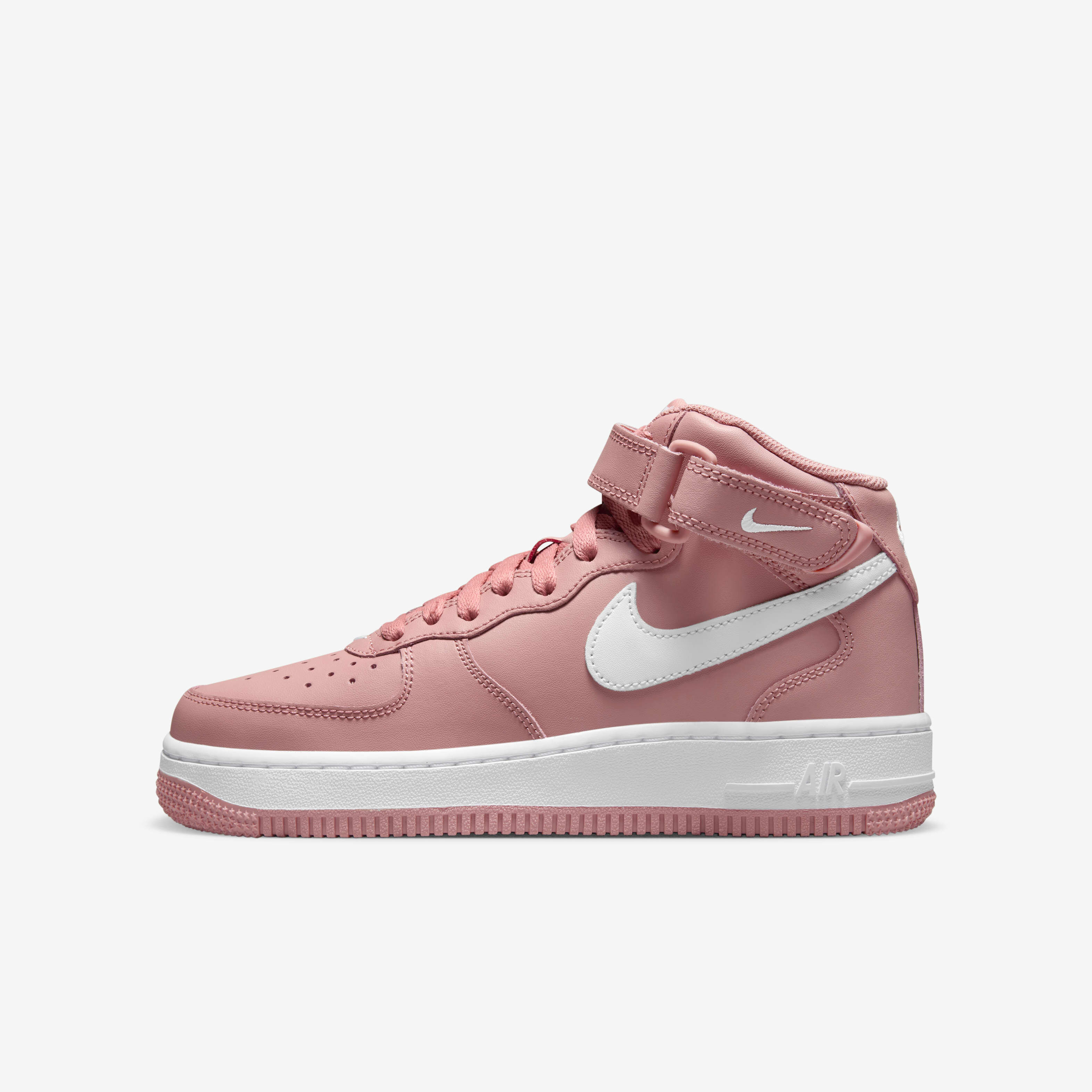 Nike Air Force 1 Mid LE image number 0