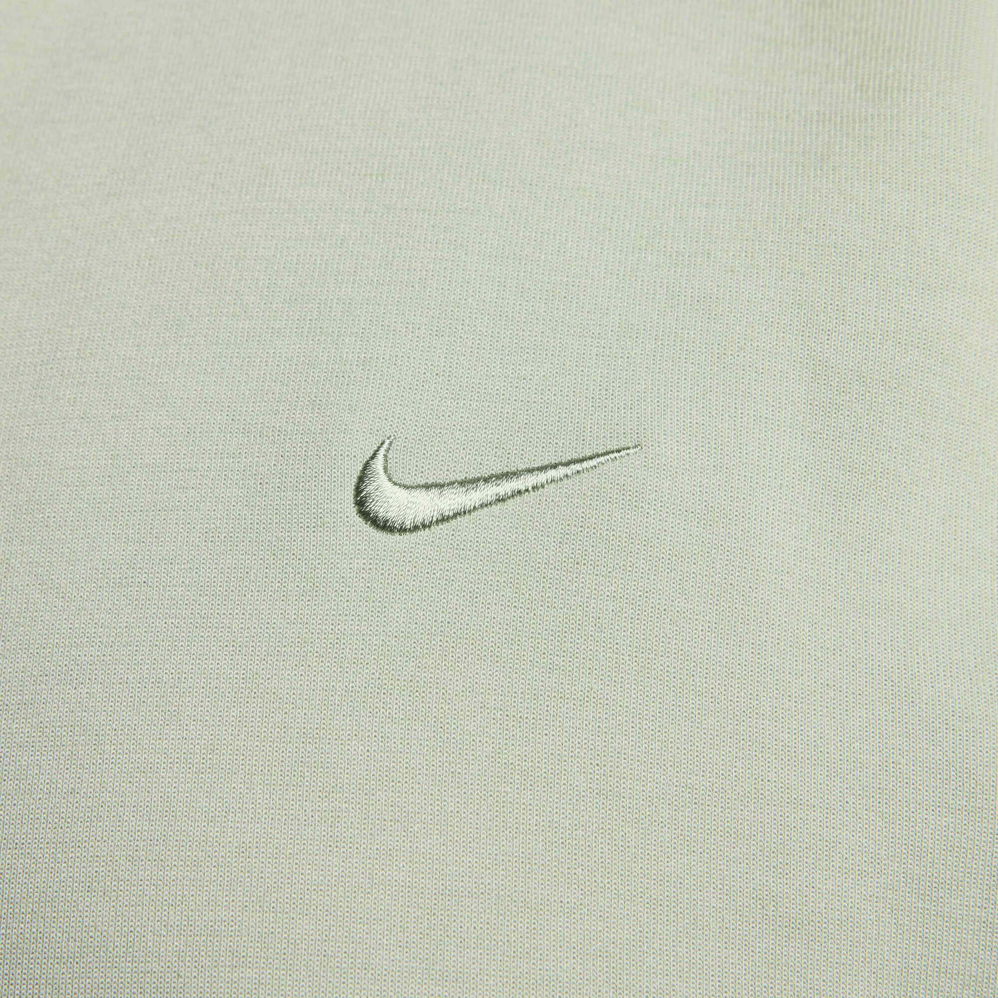 Zoom image