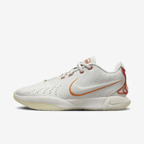 LeBron XXI