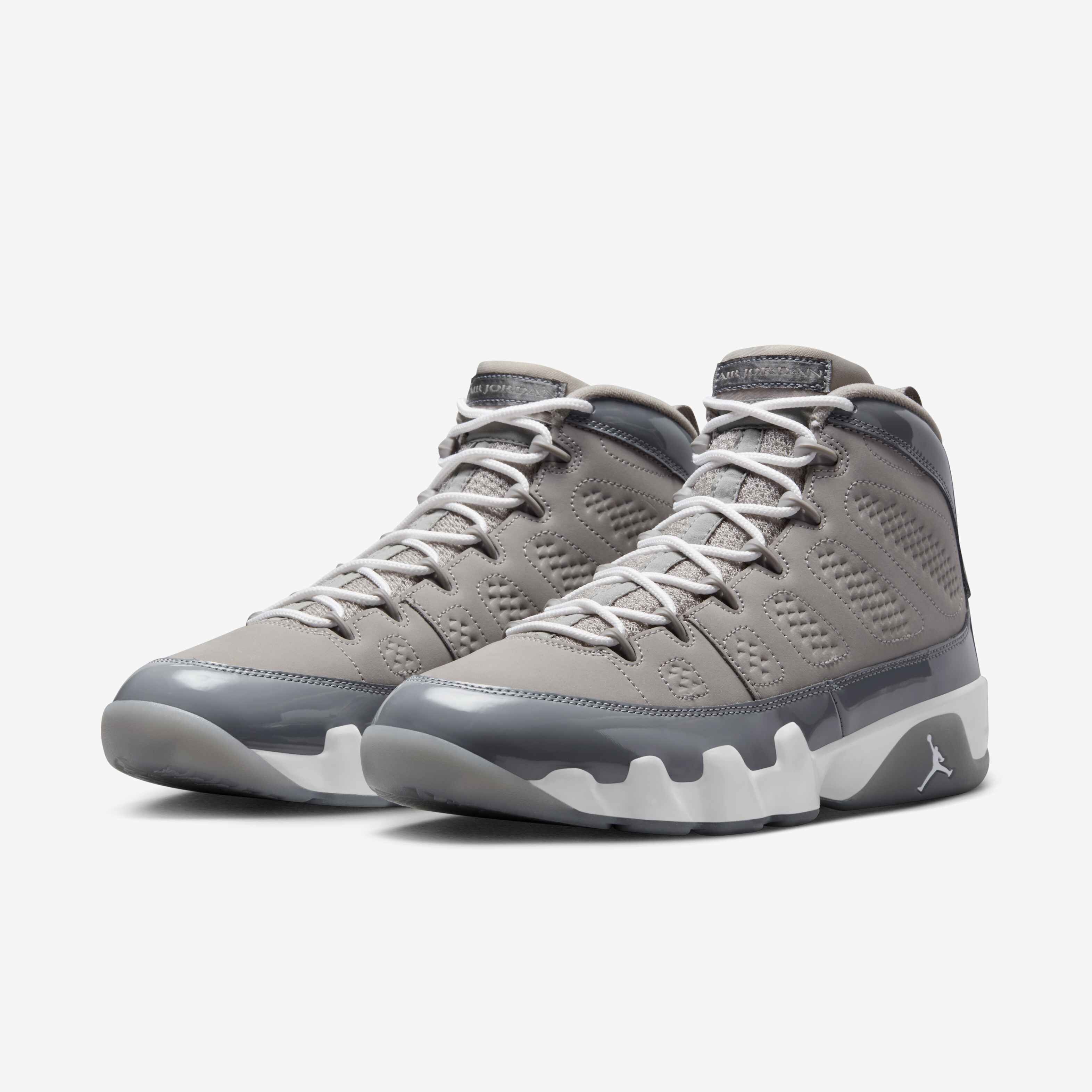 Air Jordan 9 Retro image number 4