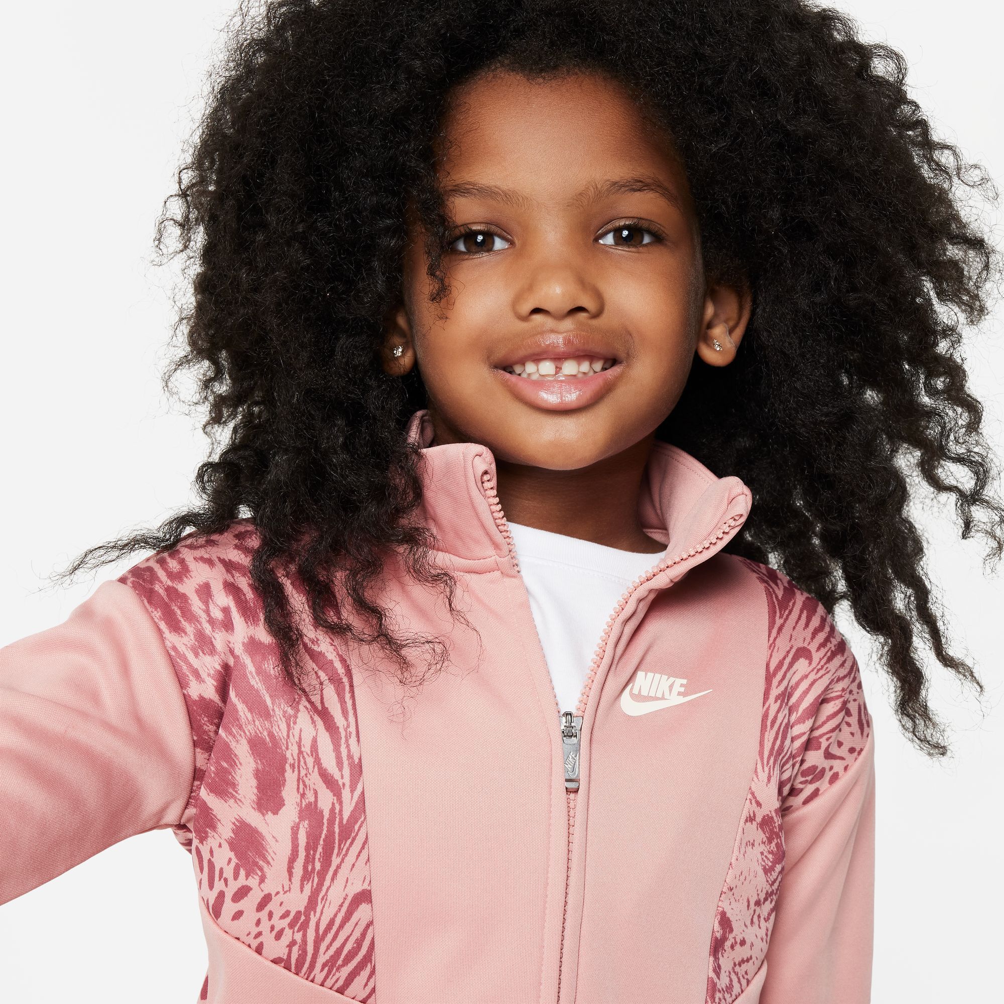 Light pink nike tracksuit new arrivals