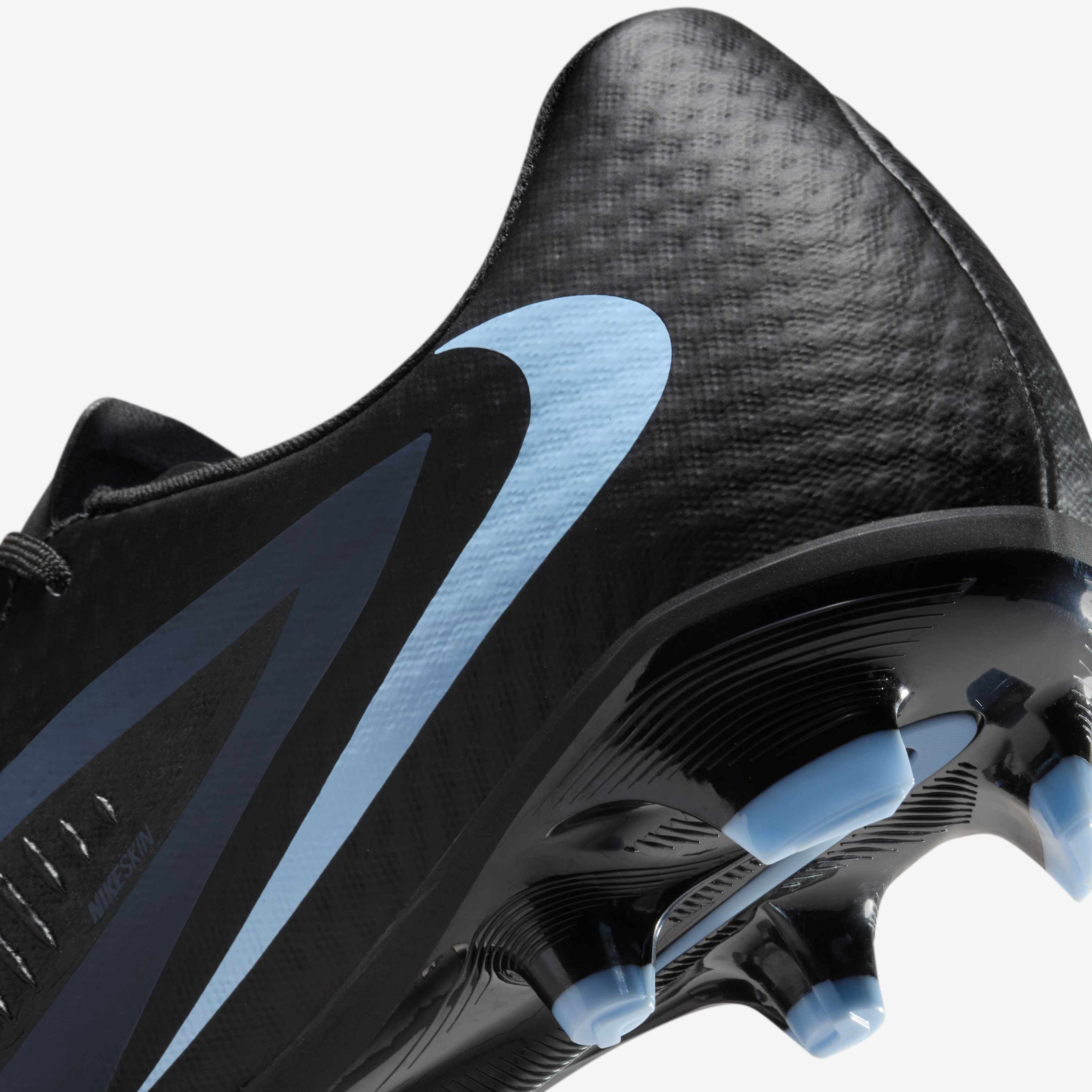 Nike Phantom 6 Low Academy image number 8