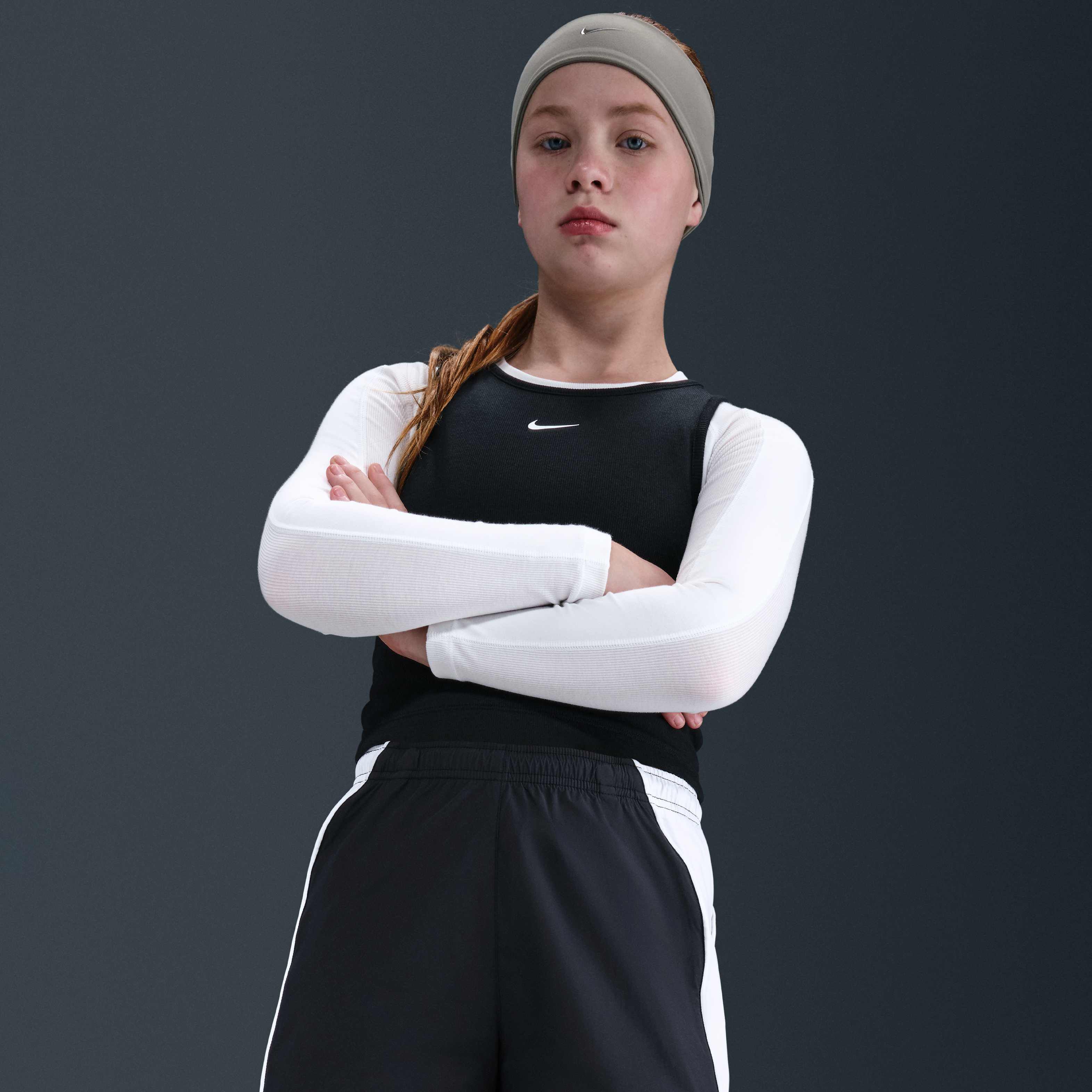 نايكي سبورتسوير image number 4