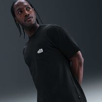 Nike Sportswear Monarch