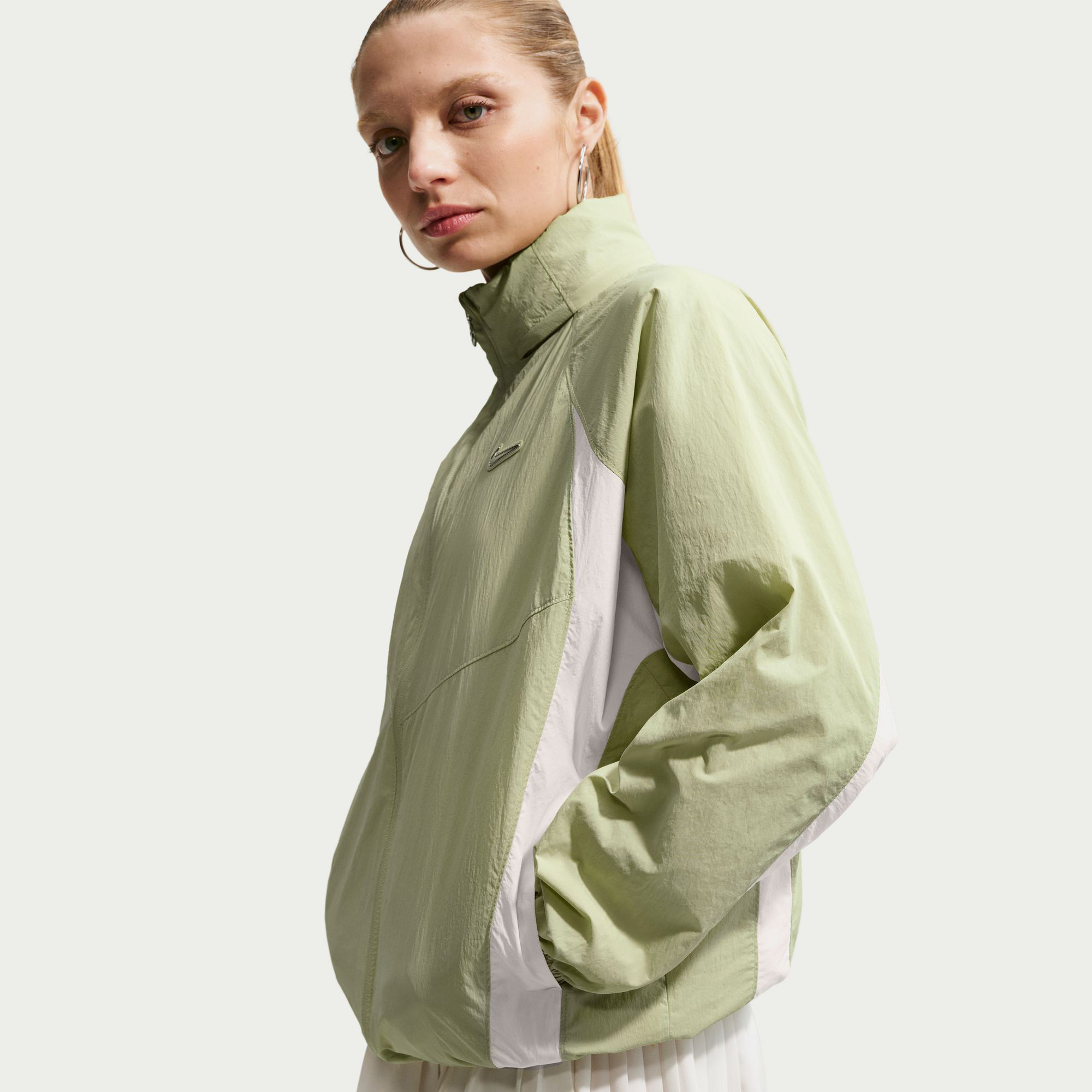 نايكي سبورتسوير image number 2