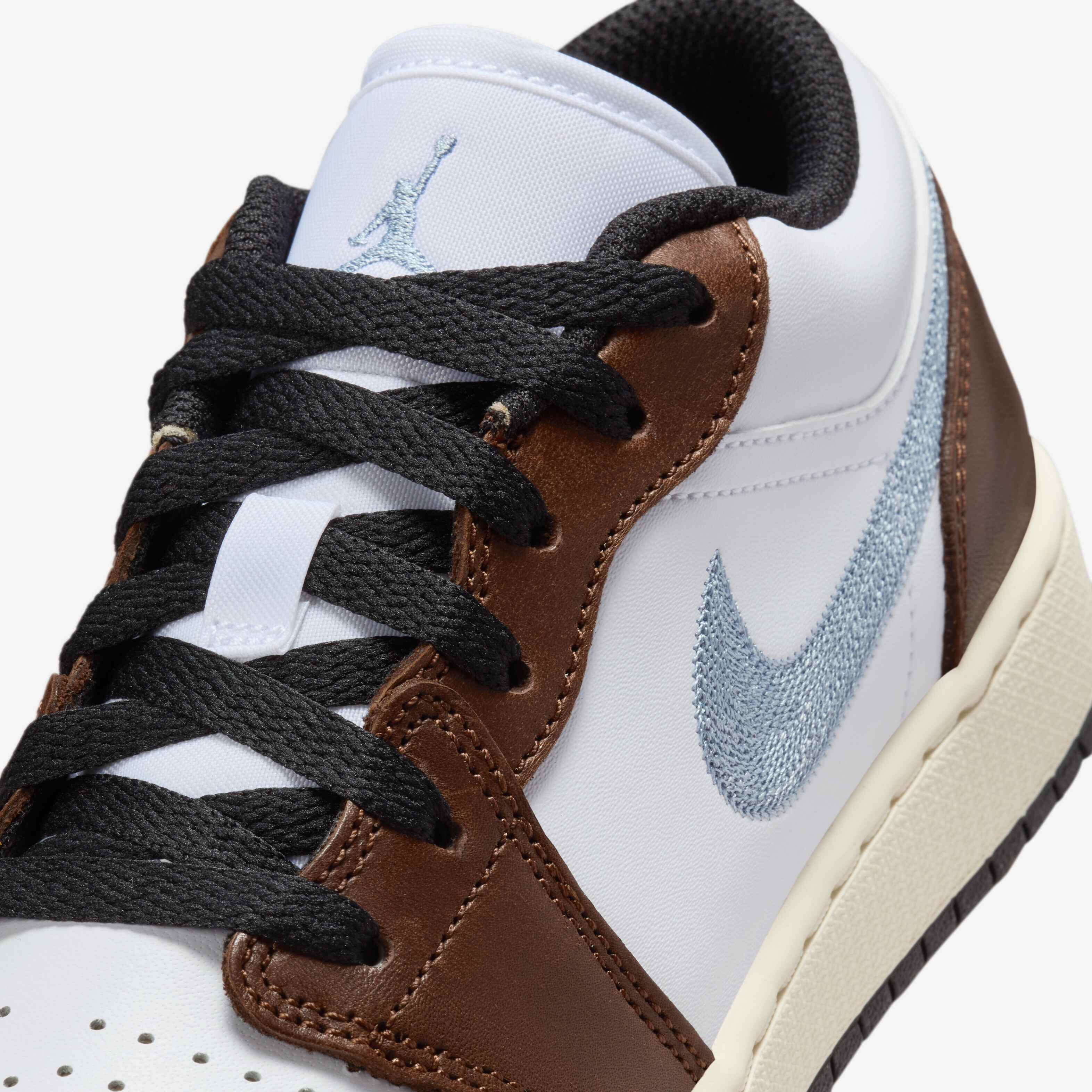 Air Jordan 1 Low SE image number 6