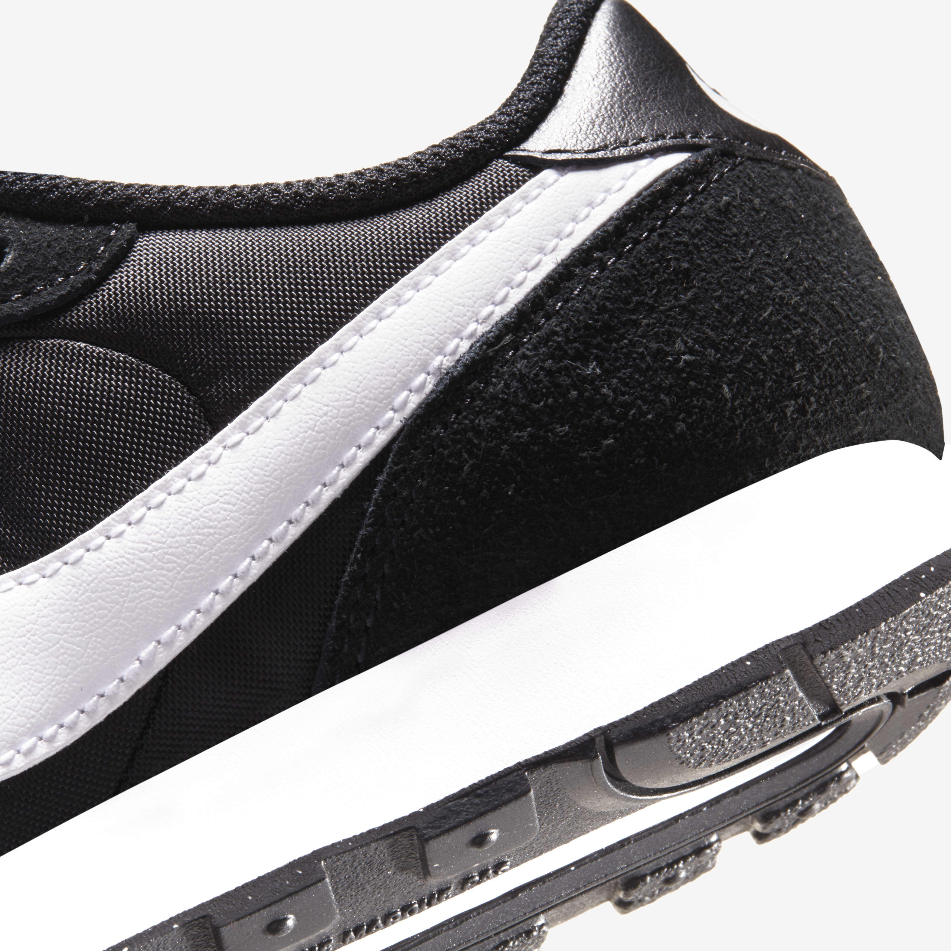 Buy Nike MD Valiant Older Kids Shoe Nike Saudi Official