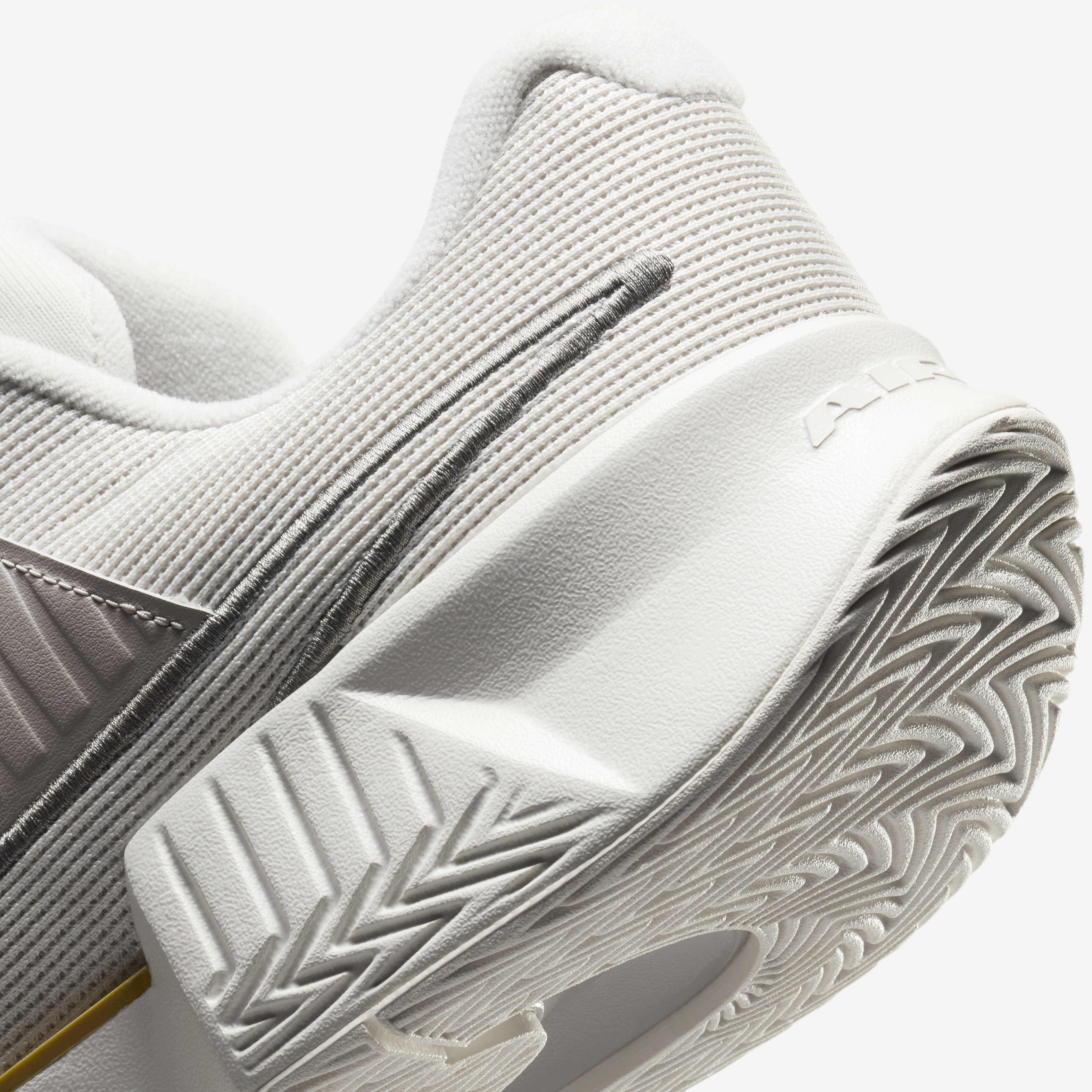 نايكي GP تشالنج برو بريميوم image number 7