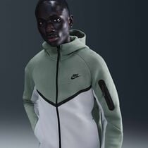 Nike Tech