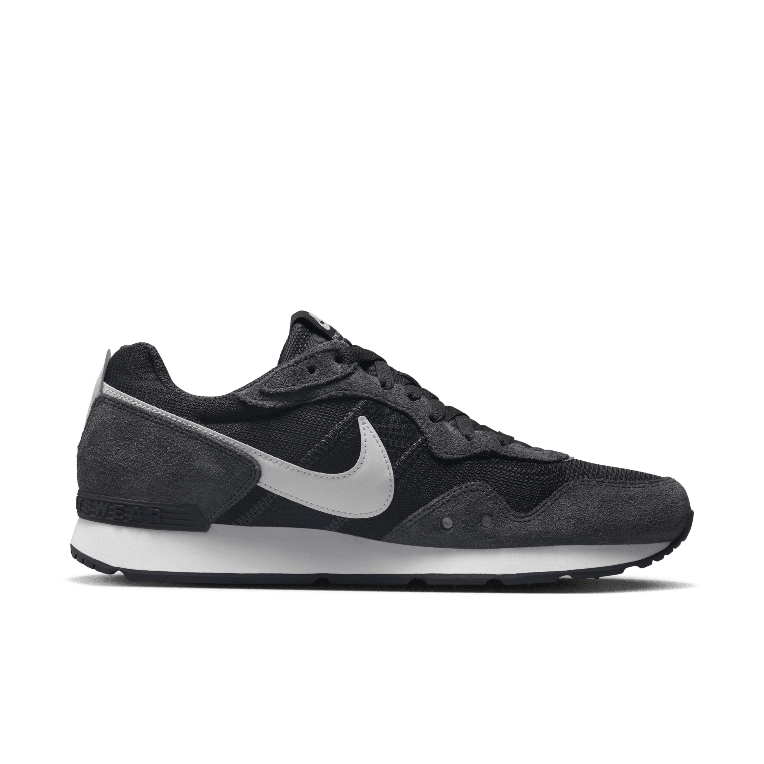 Venture RunnerMen's Shoe in KSA. Nike SA