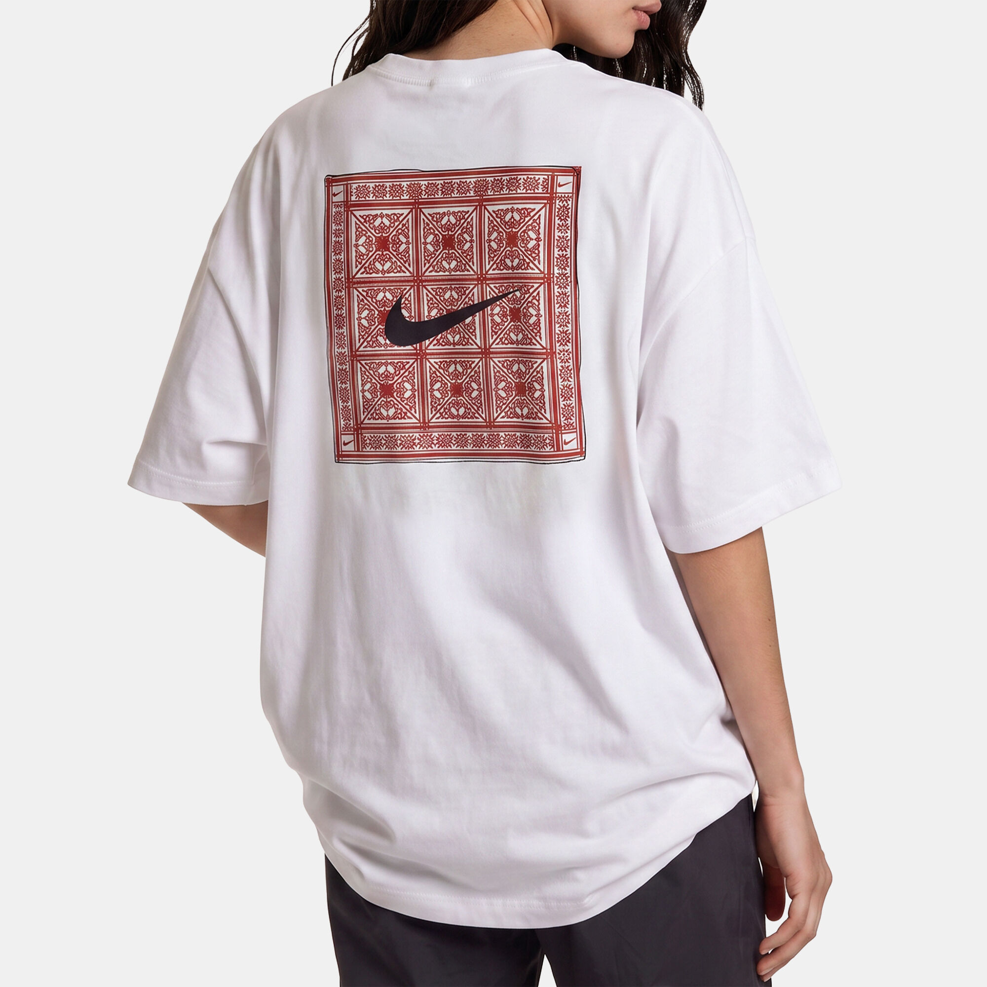 Nike City Tee - Scarf image number 3