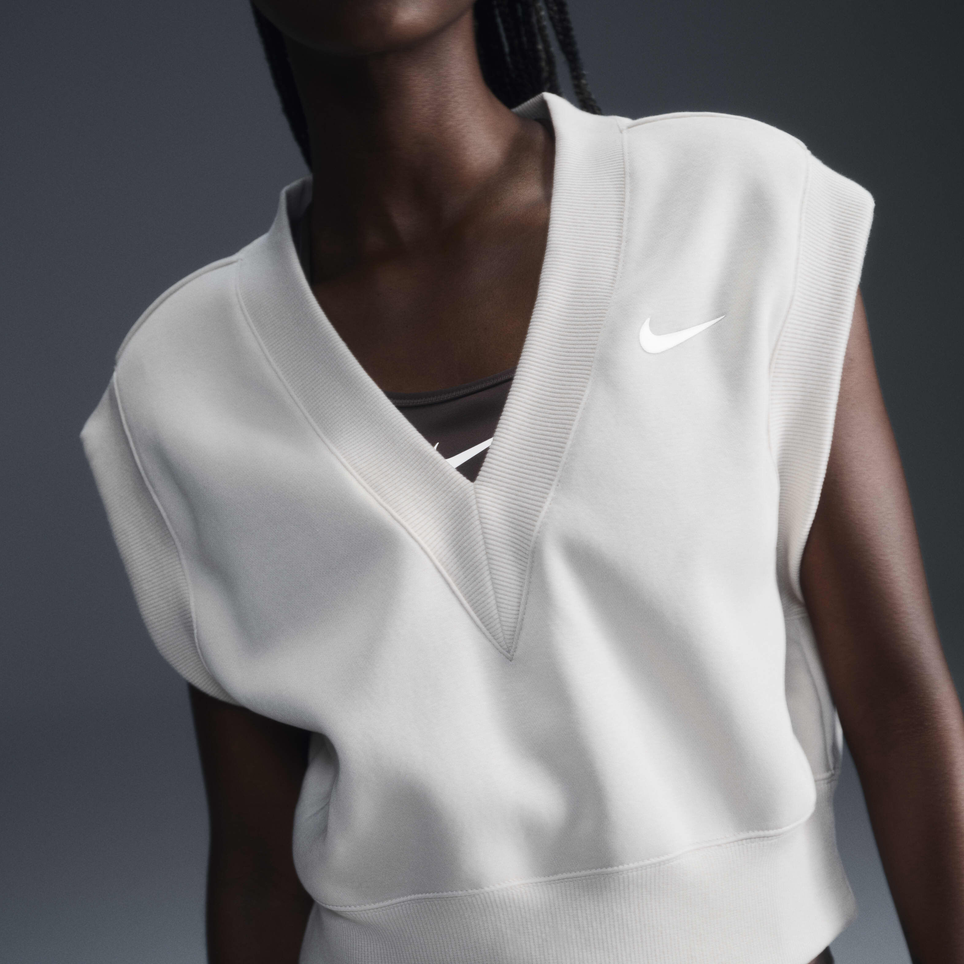 White nike v neck cheap