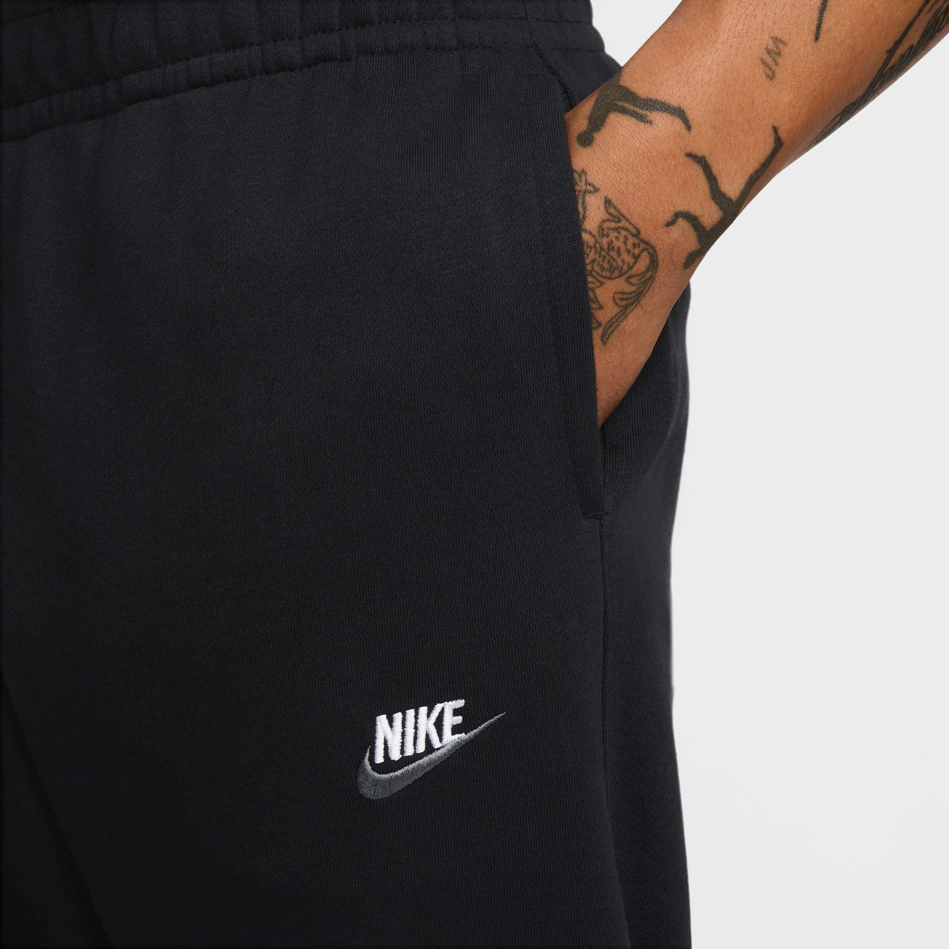 Nike Sportswear Club image number 3