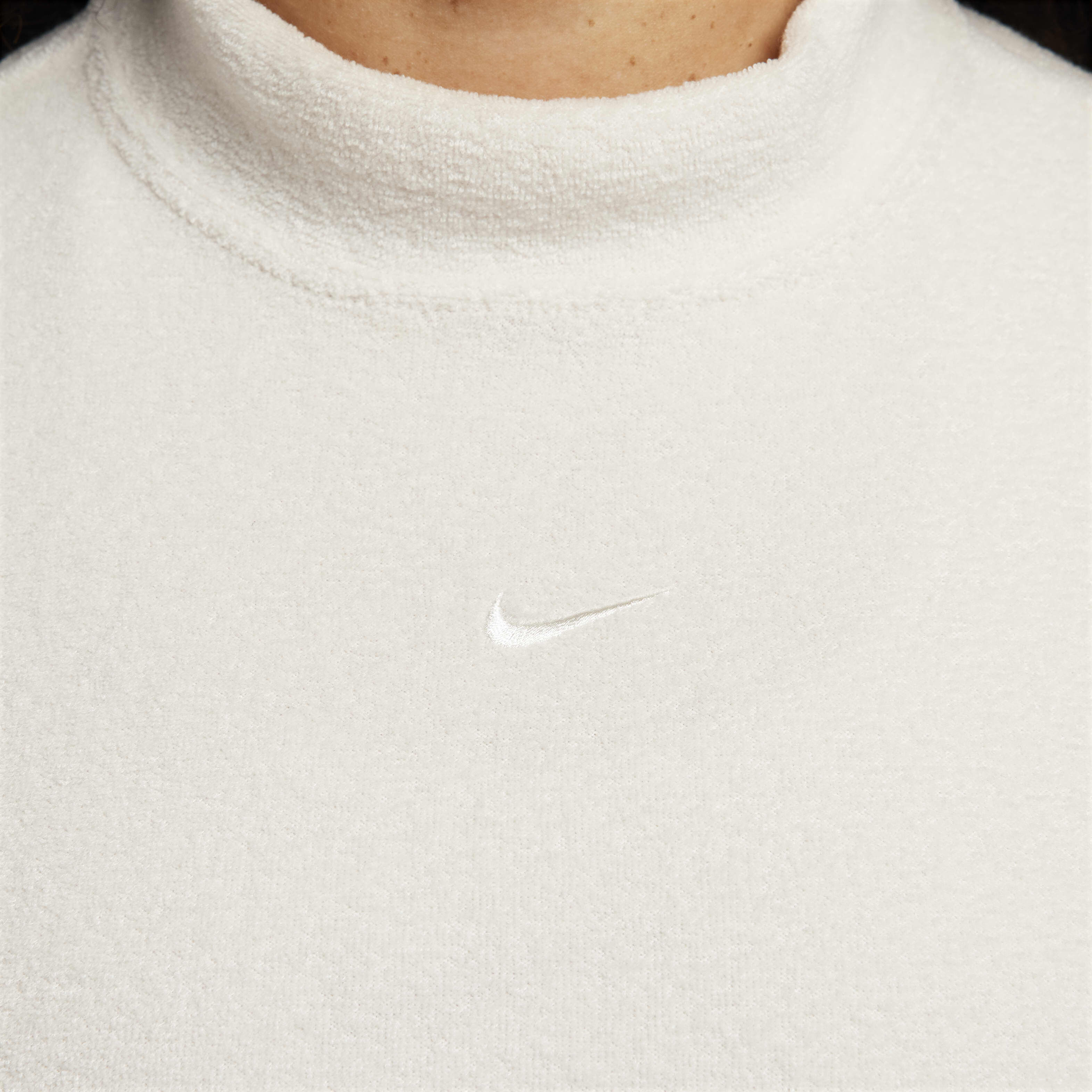 Nike Sportswear Phoenix Plush image number 3