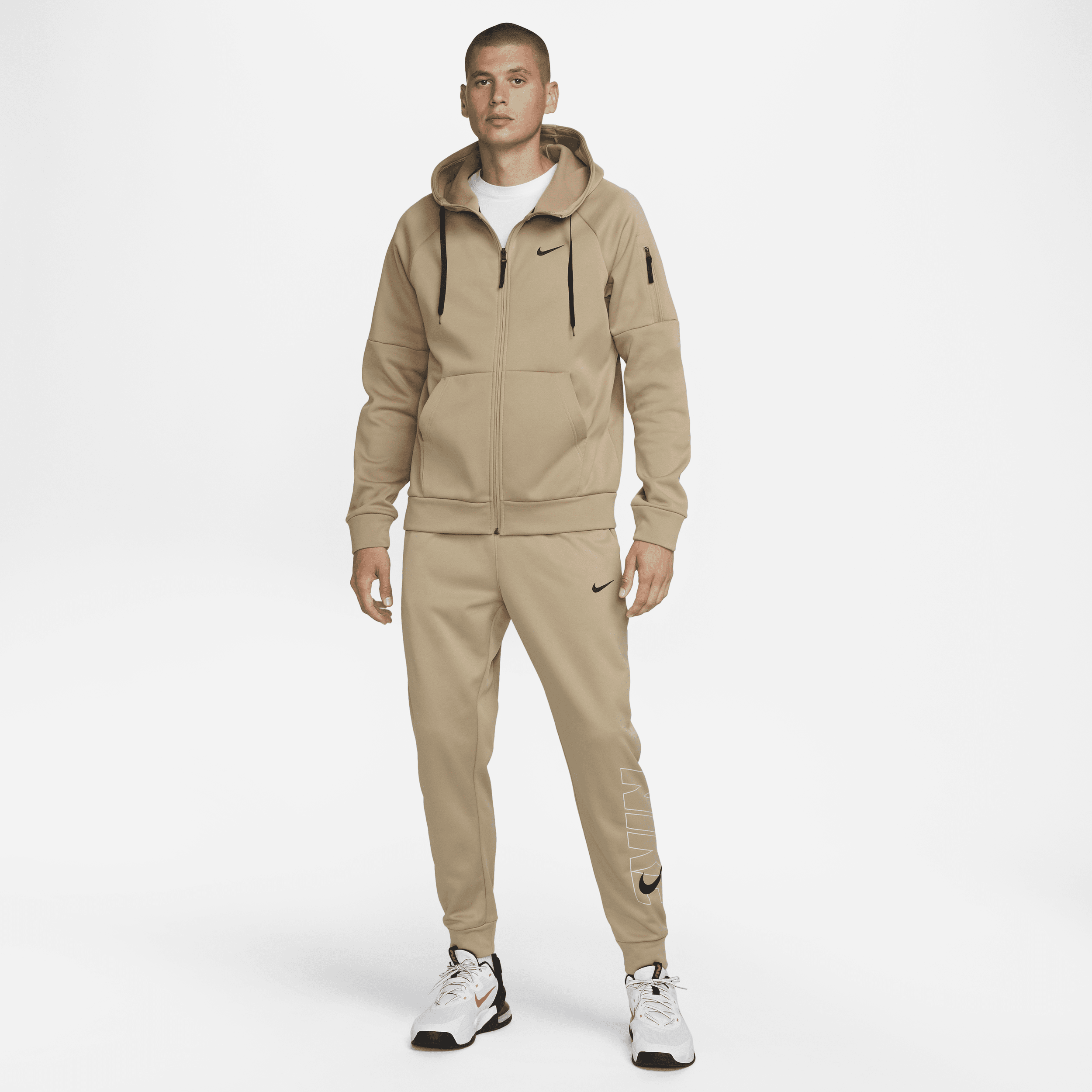 nike therma fit tracksuit
