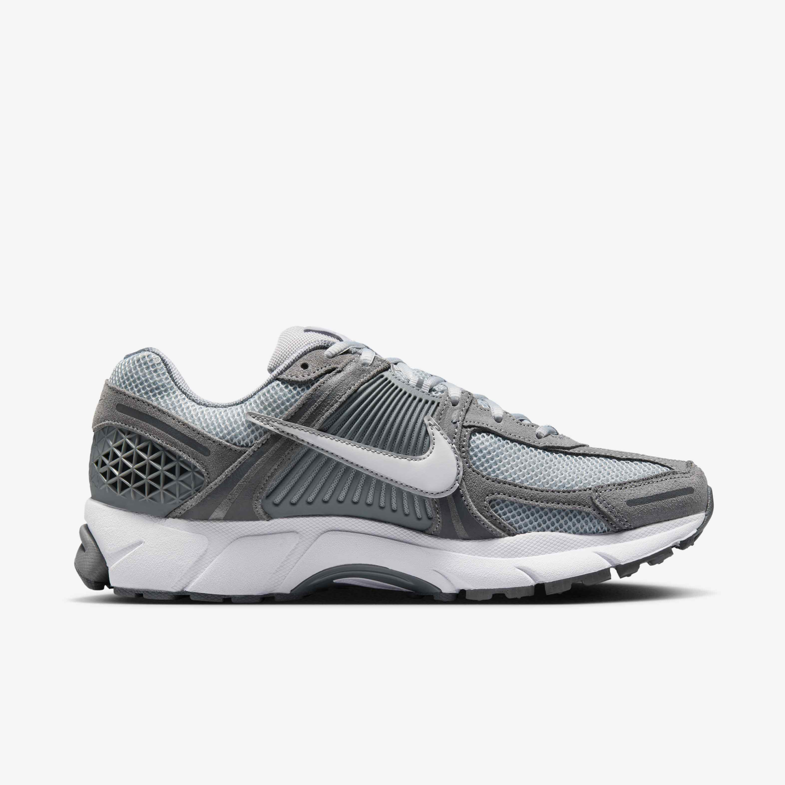 Nike Zoom Vomero 5 image number 2