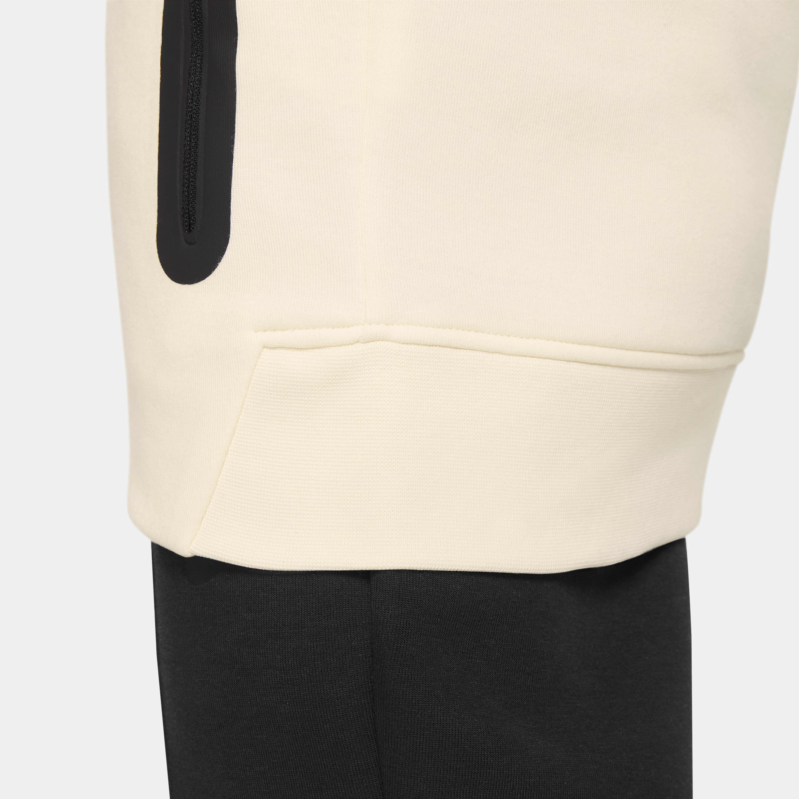 نايكي سبورتسوير تك فليس image number 4