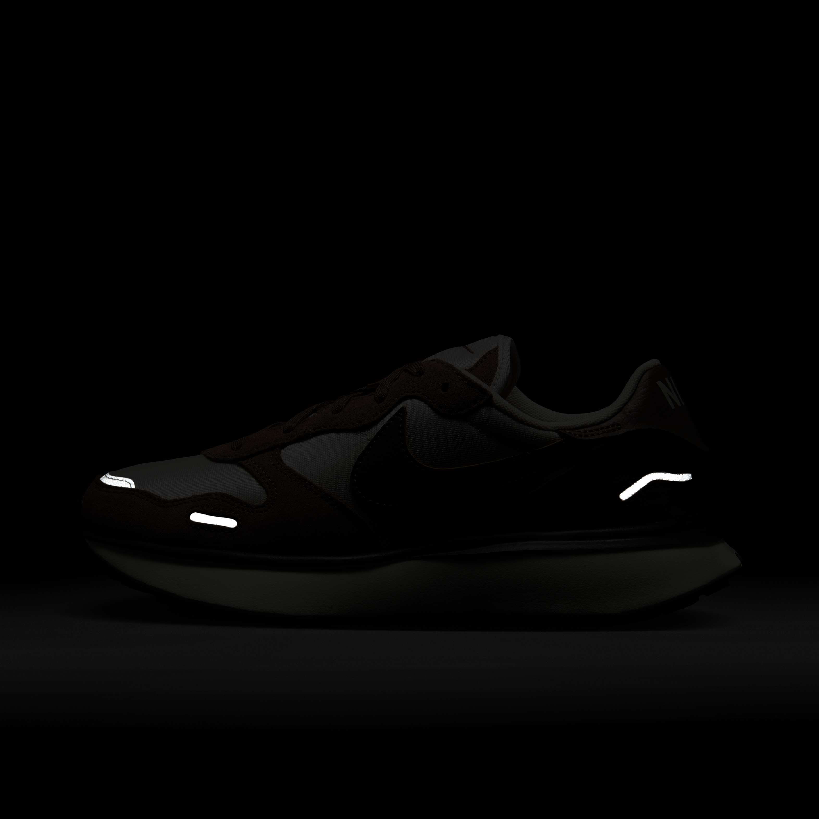 Nike Phoenix Waffle image number 10