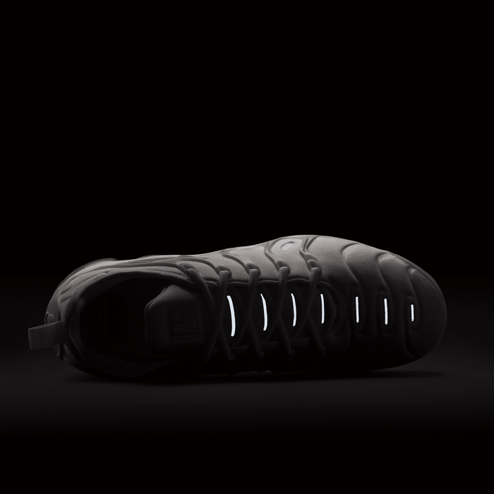 Nike air vapormax sales plus men's black
