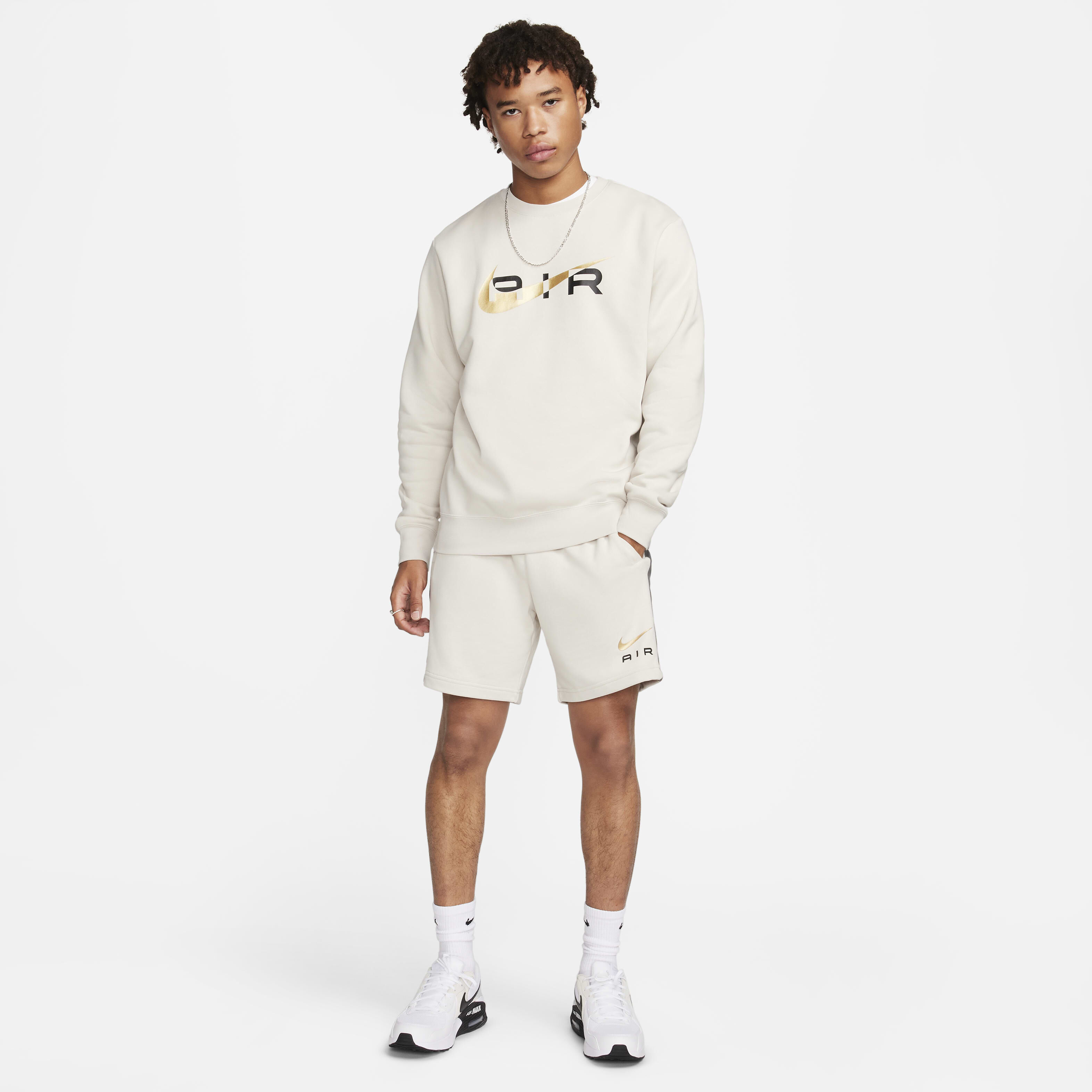 Buy Nike Air Men s Fleece Crew Neck Sweatshirt Nike Saudi Official