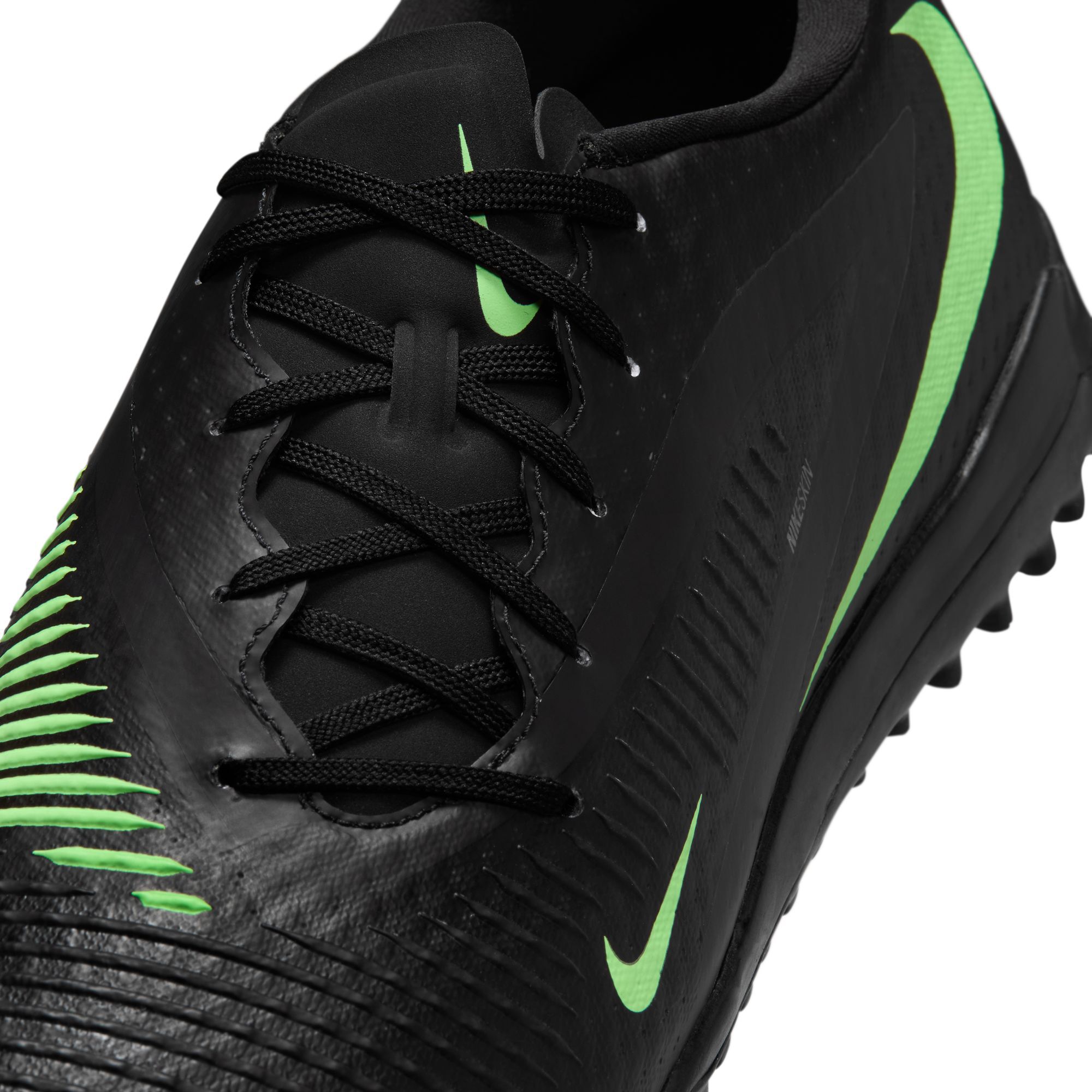 Nike Phantom 6 Low Academy image number 5