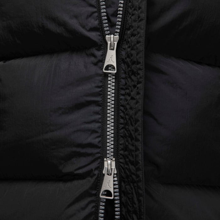 Jordan Essentials image number 5 Jordan Essentials image number 5