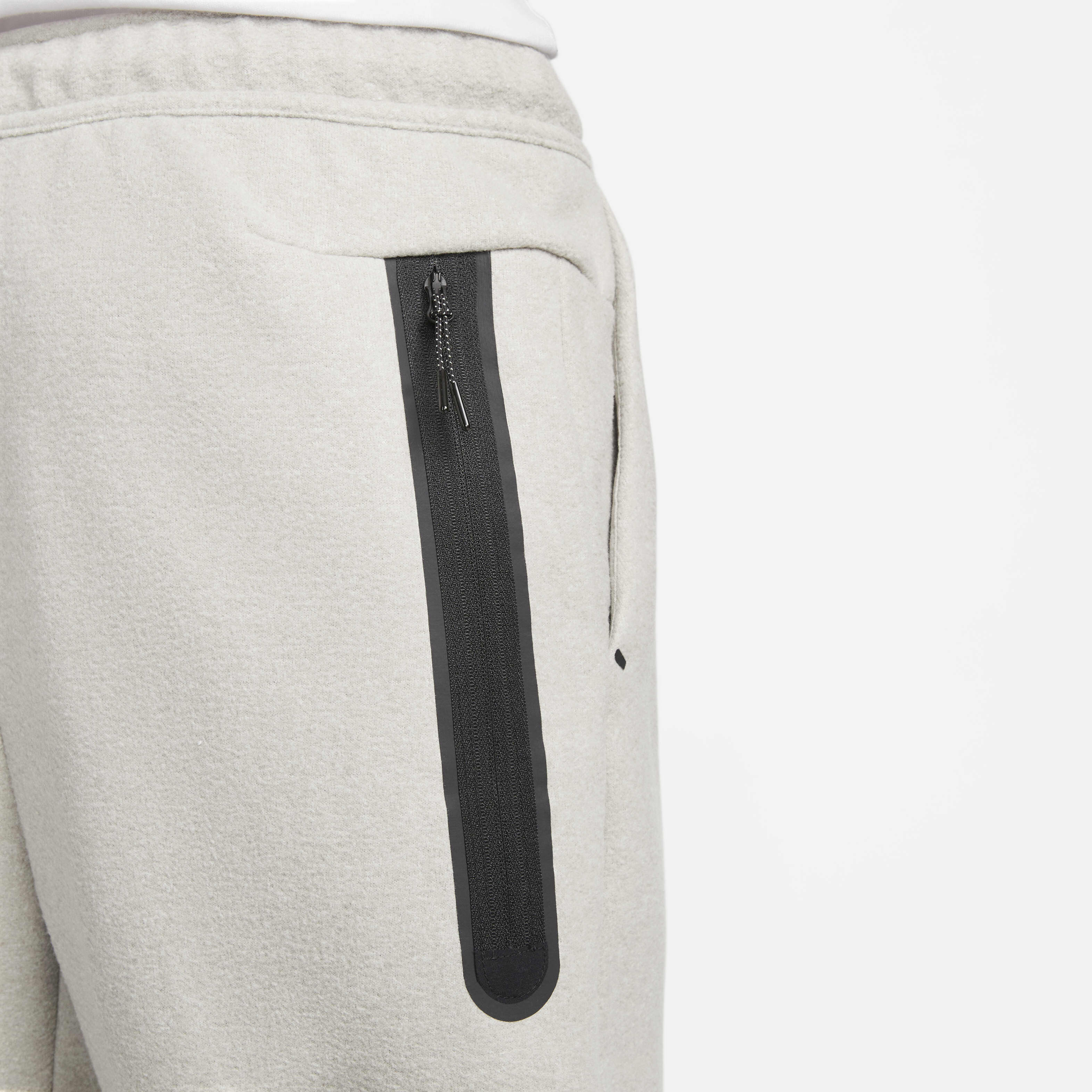 Nike Sportswear Tech Fleece image number 3