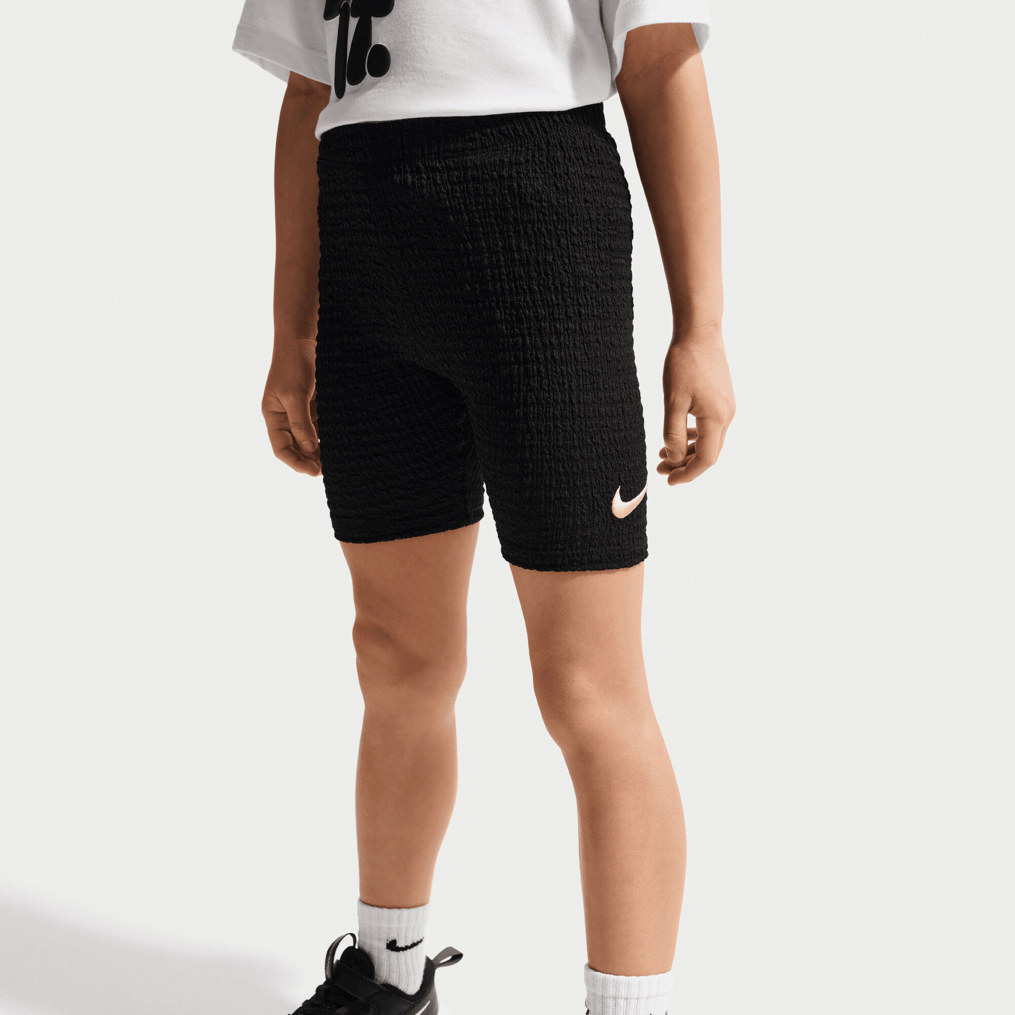 Nike Bold Play image number 4