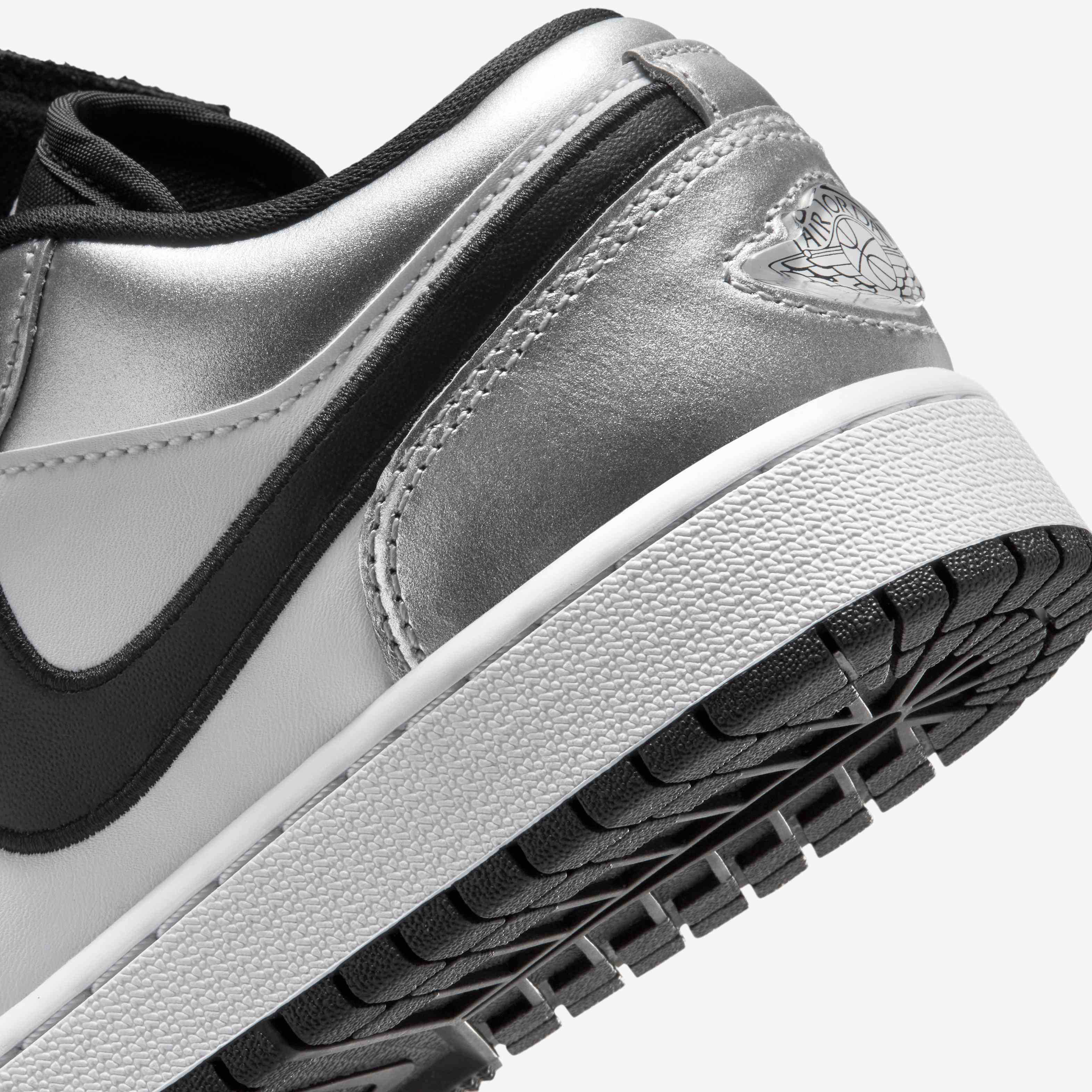 اير جوردن 1 لو SE image number 7