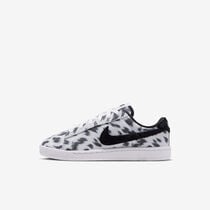 Nike Tennis Classic